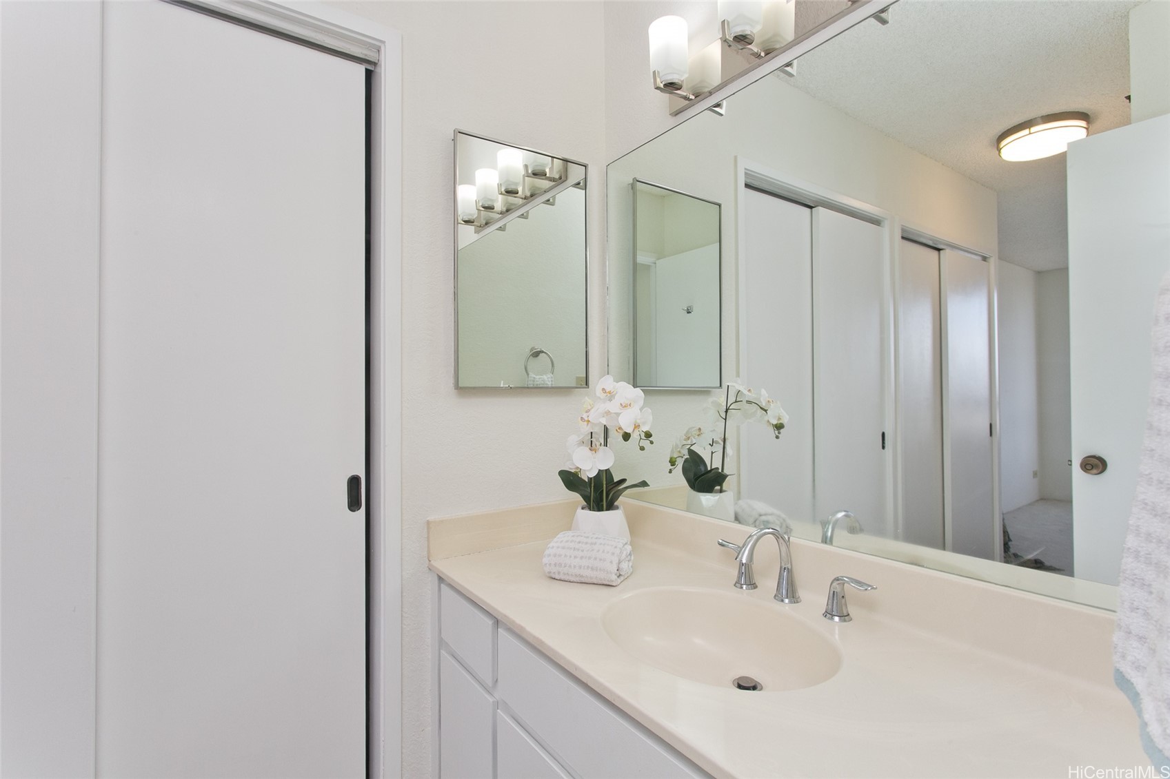 2499 Kapiolani Boulevard 2008 Property Photo 6