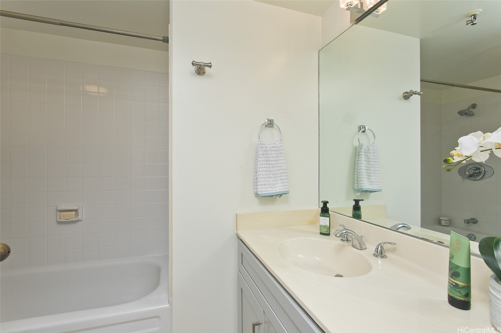 2499 Kapiolani Boulevard 2008 Property Photo 8
