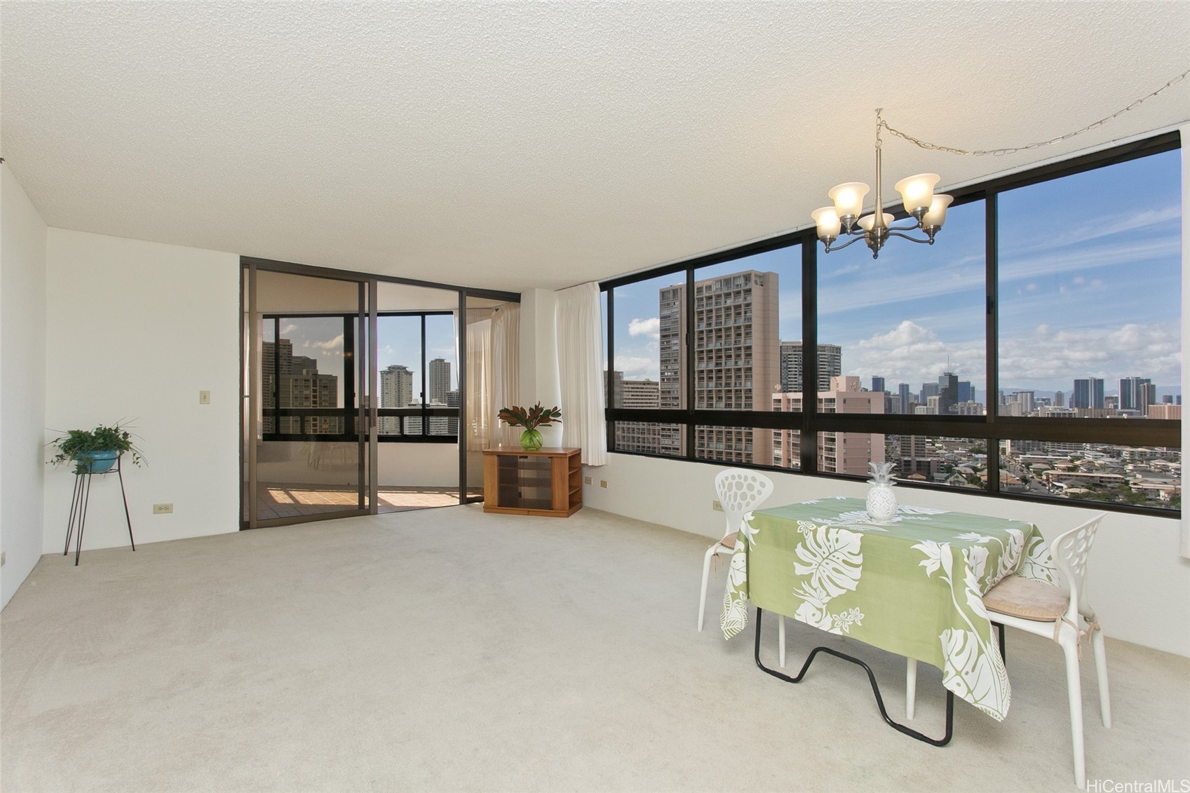 2499 Kapiolani Boulevard 2008 Property Photo 12