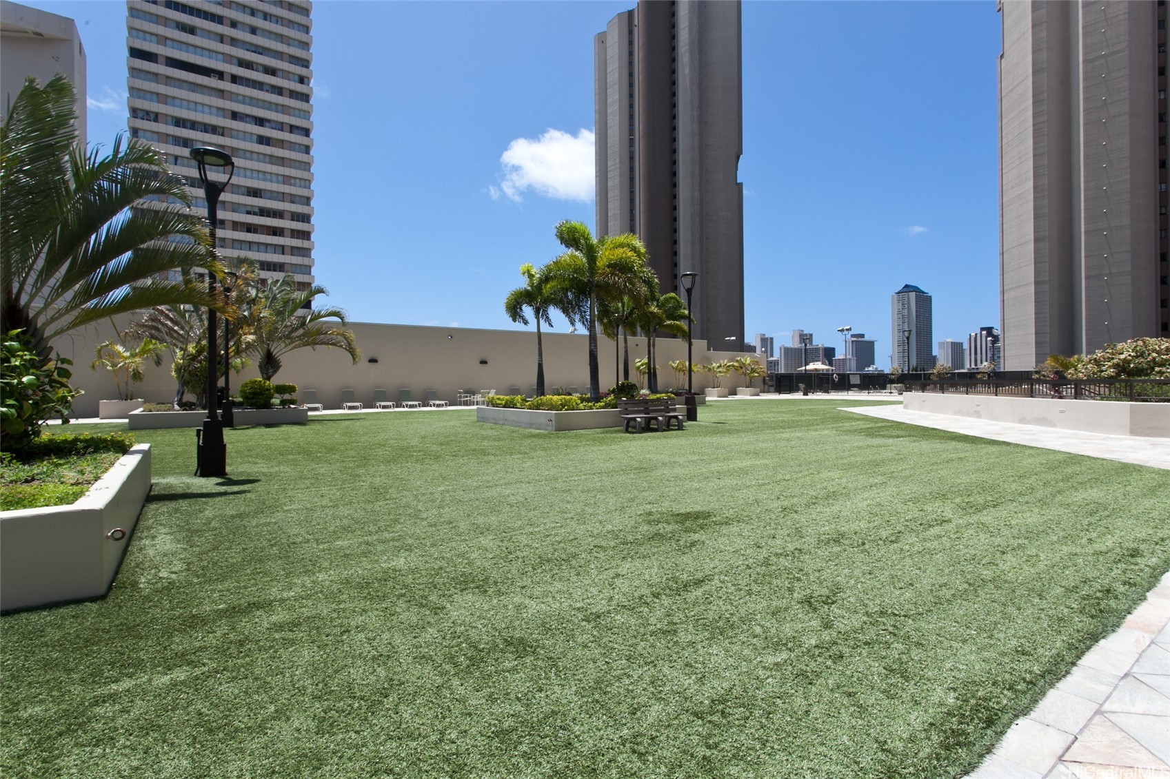 2499 Kapiolani Boulevard 2008 Property Photo 14