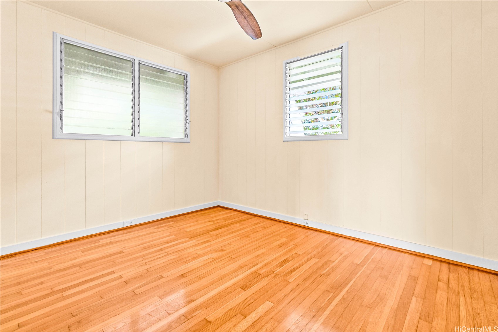 691 Kihapai Street B Property Photo 5