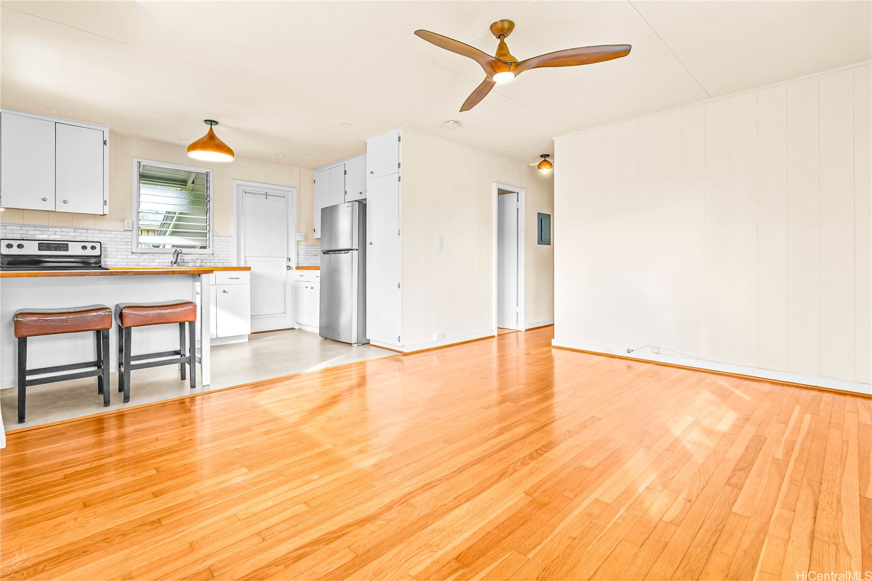 691 Kihapai Street B Property Photo 19