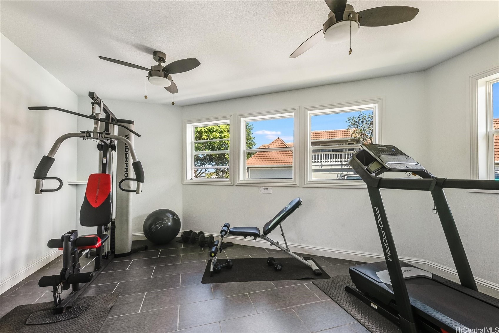 599 Keolu Drive B Property Photo 18