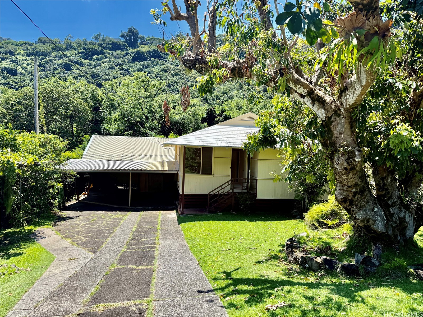 2816 Booth Road Property Photo 1