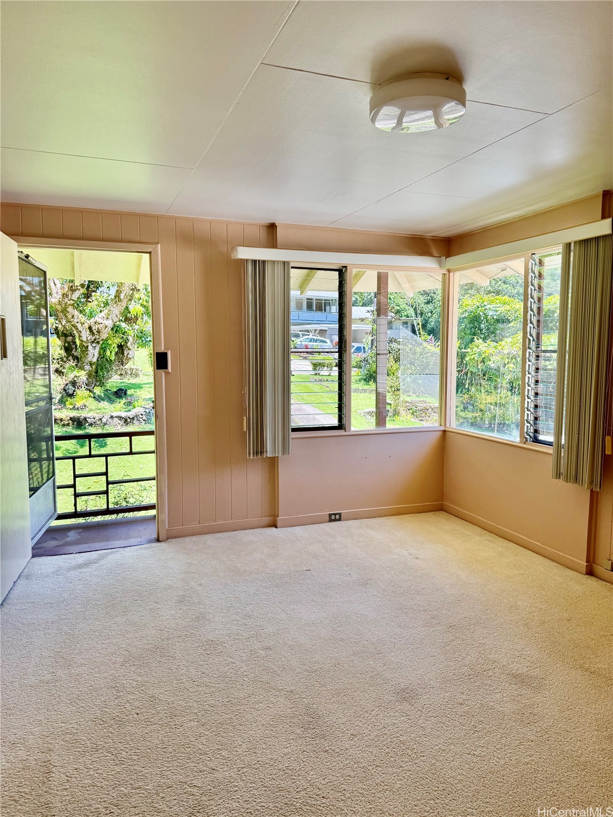 2816 Booth Road Property Photo 3