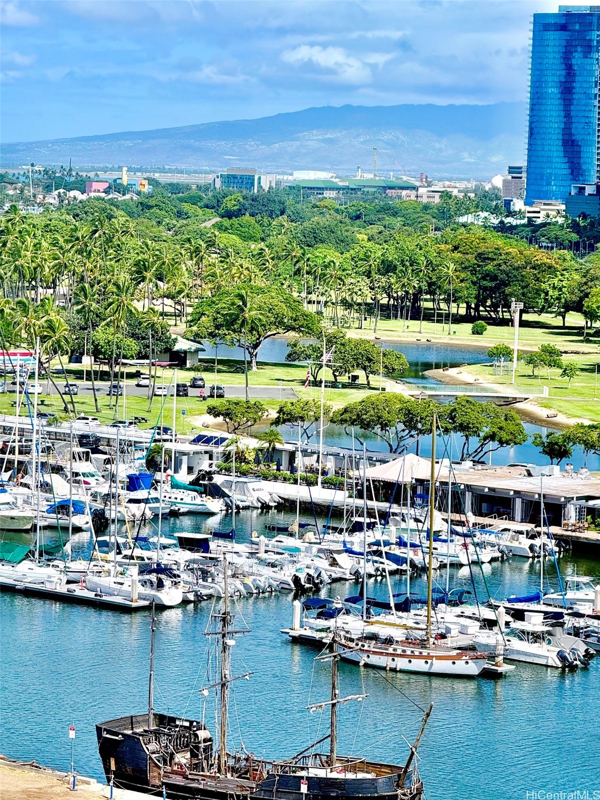 1676 Ala Moana Boulevard 1101 Property Photo 3