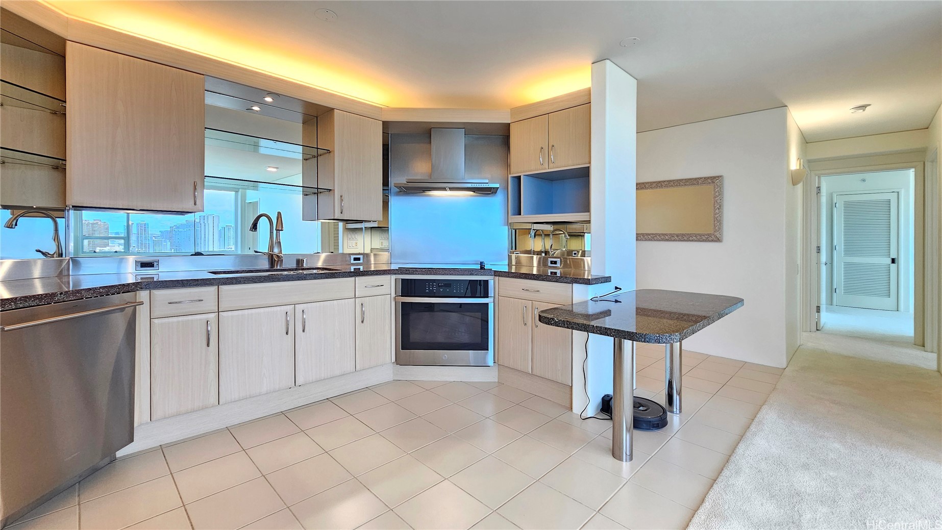 88 Piikoi Street 2408 Property Photo 4