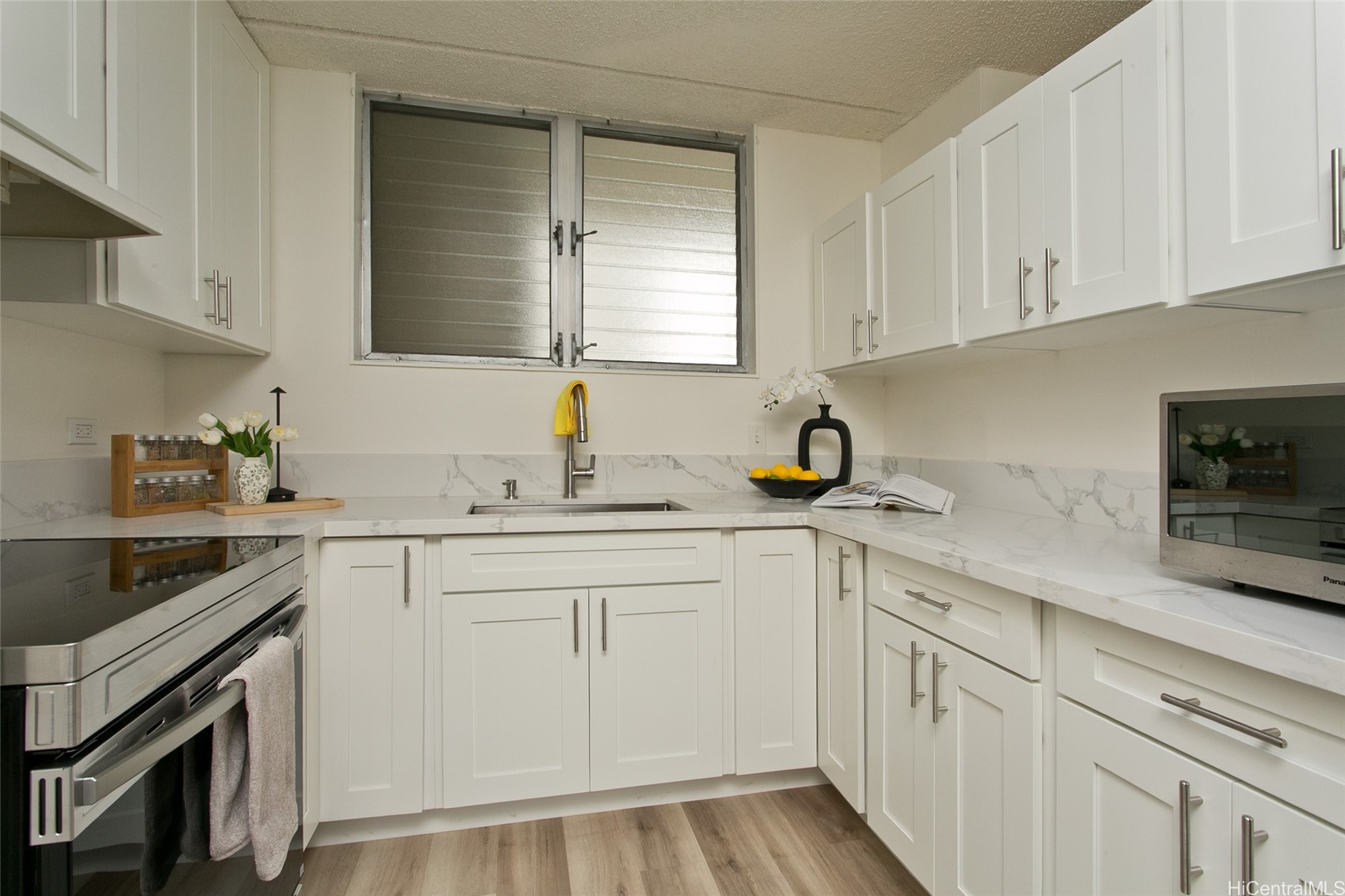 1717 Ala Wai Boulevard 1403 Property Photo 1
