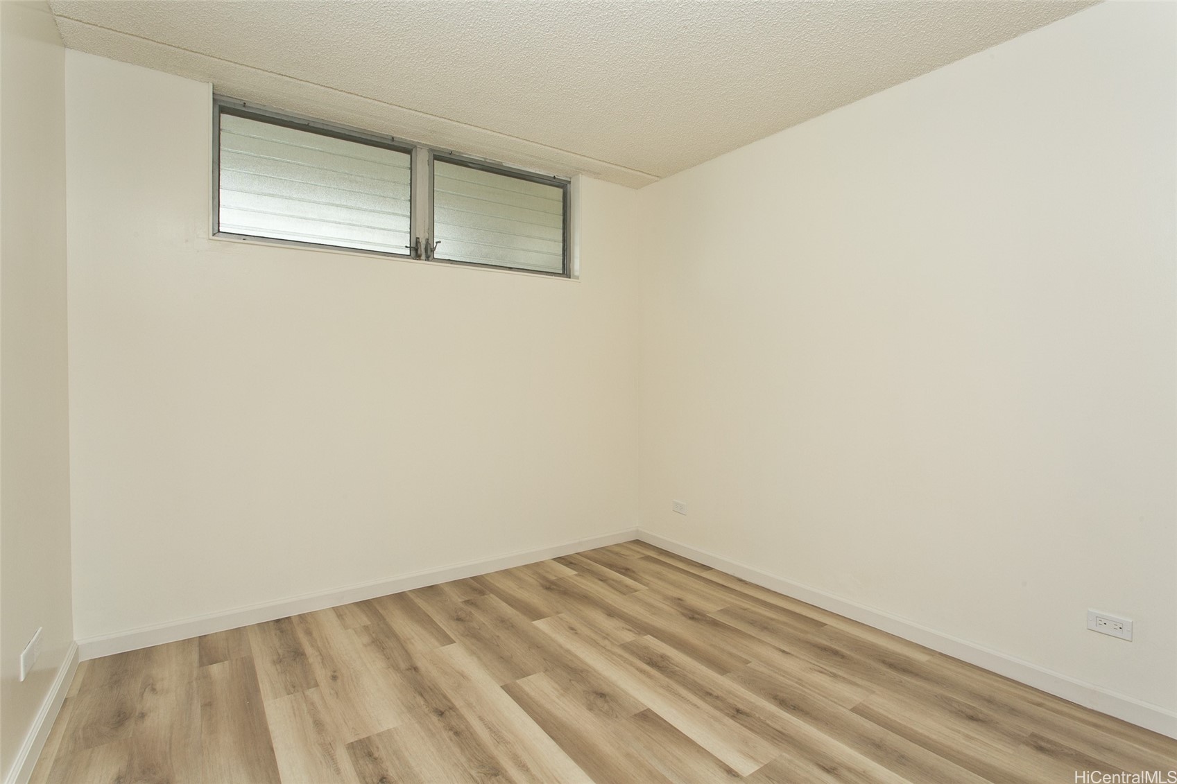 1717 Ala Wai Boulevard 1403 Property Photo 8
