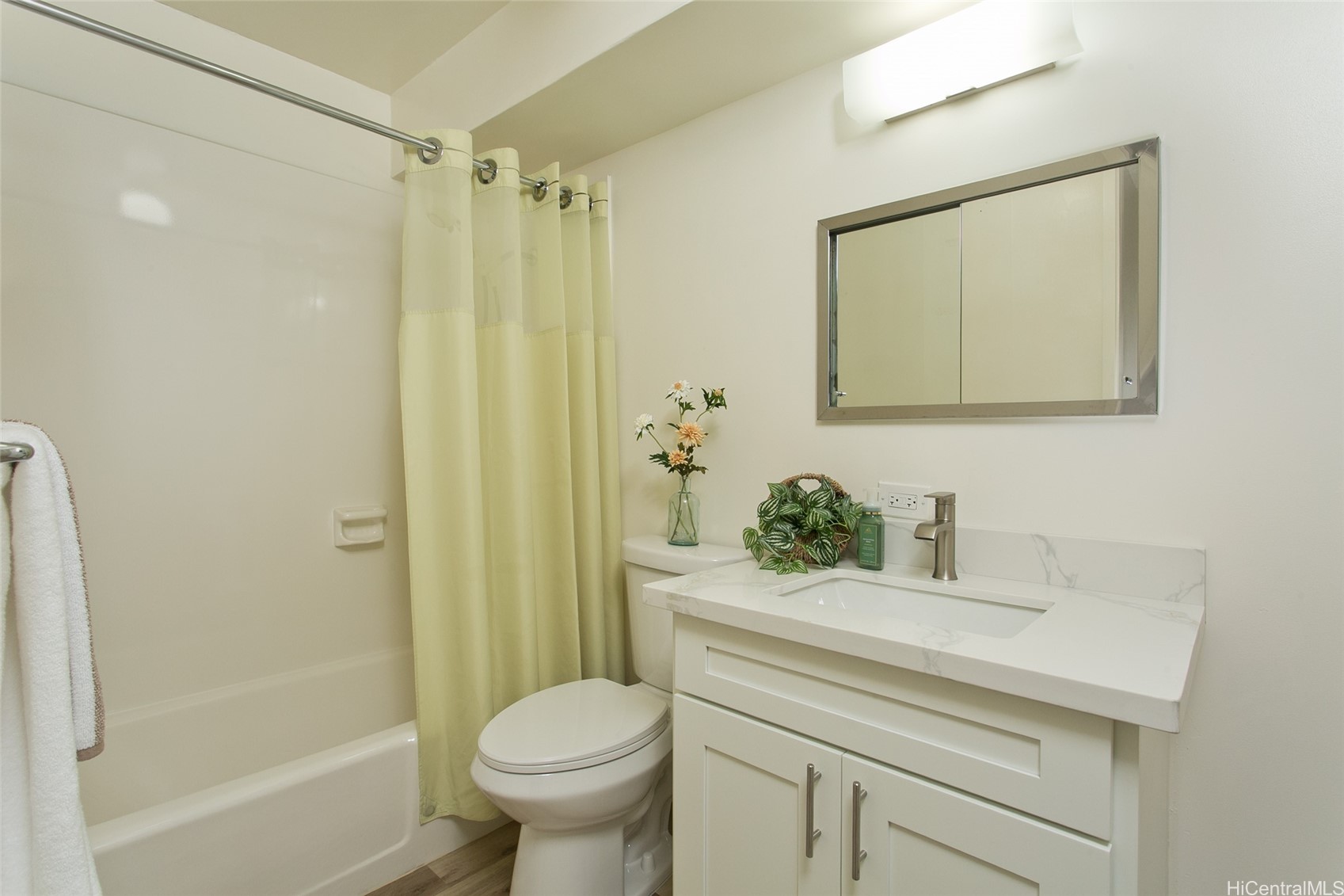 1717 Ala Wai Boulevard 1403 Property Photo 9