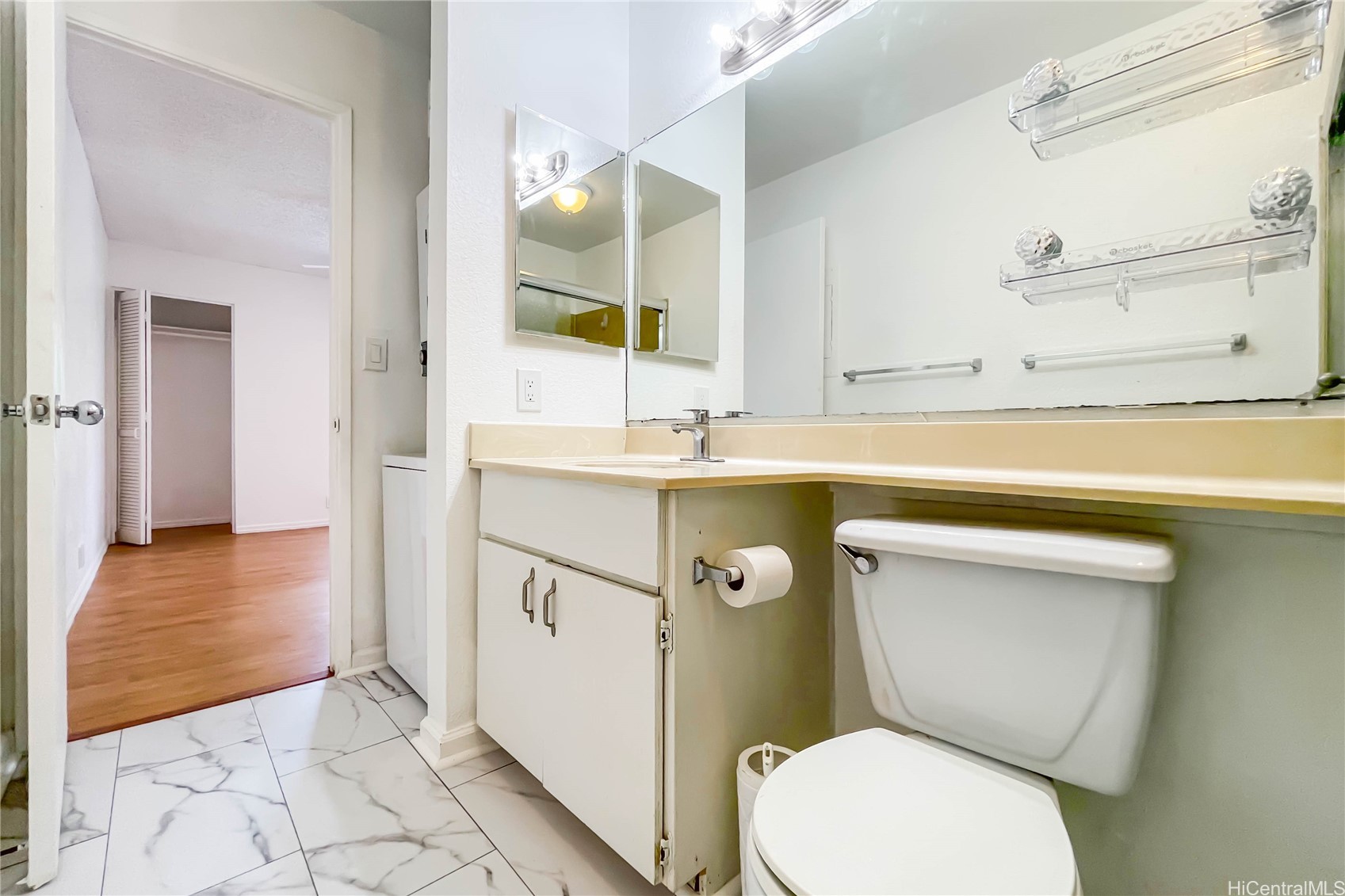 500 Mananai Place 17v Property Photo 9
