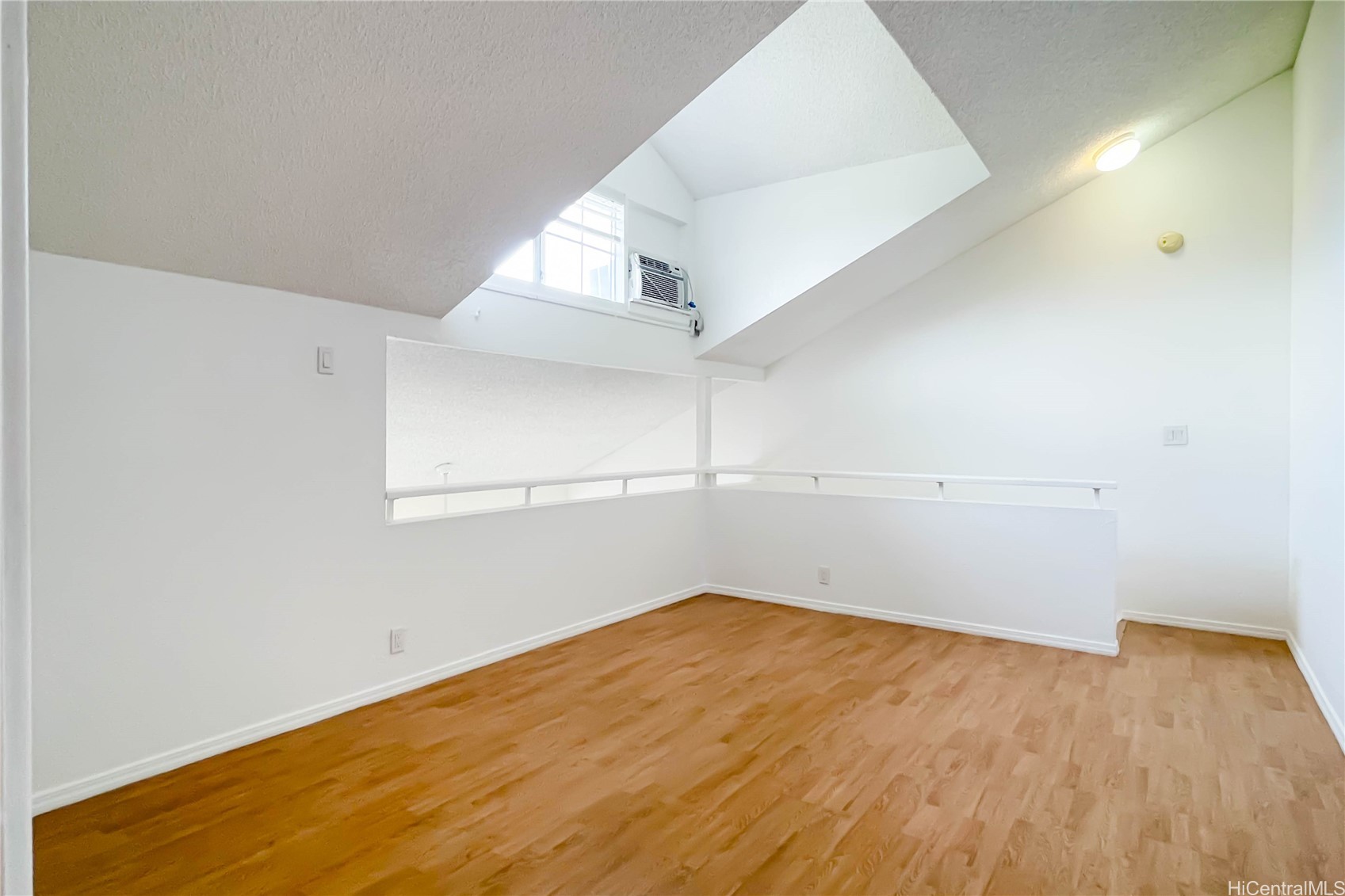 500 Mananai Place 17v Property Photo 11