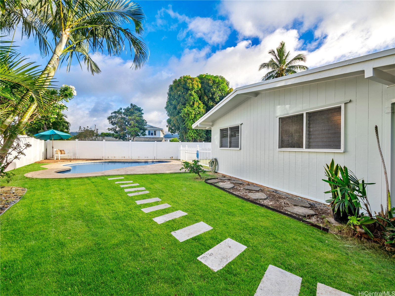 545 Ka Awakea Place Property Photo 20