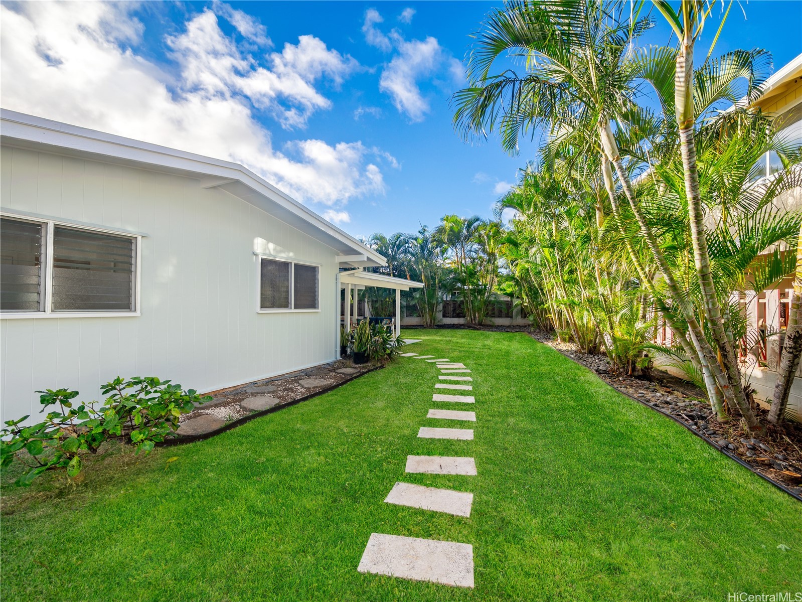 545 Ka Awakea Place Property Photo 23