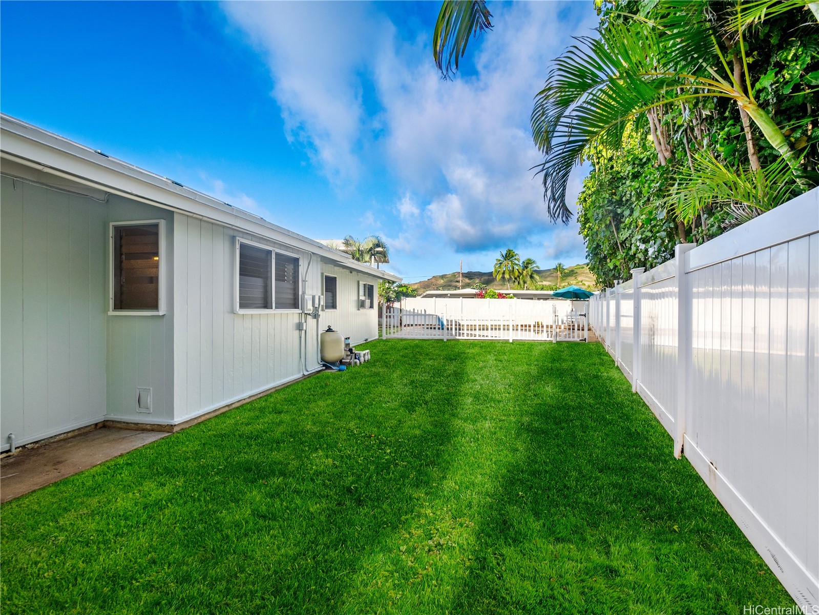 545 Ka Awakea Place Property Photo 24