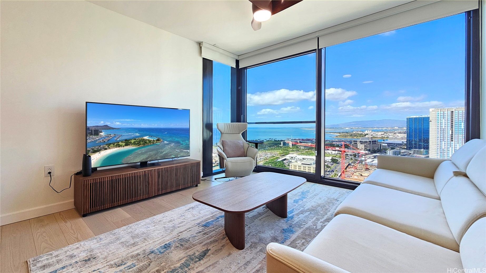 1100 Ala Moana Boulevard 3107 Property Photo 1