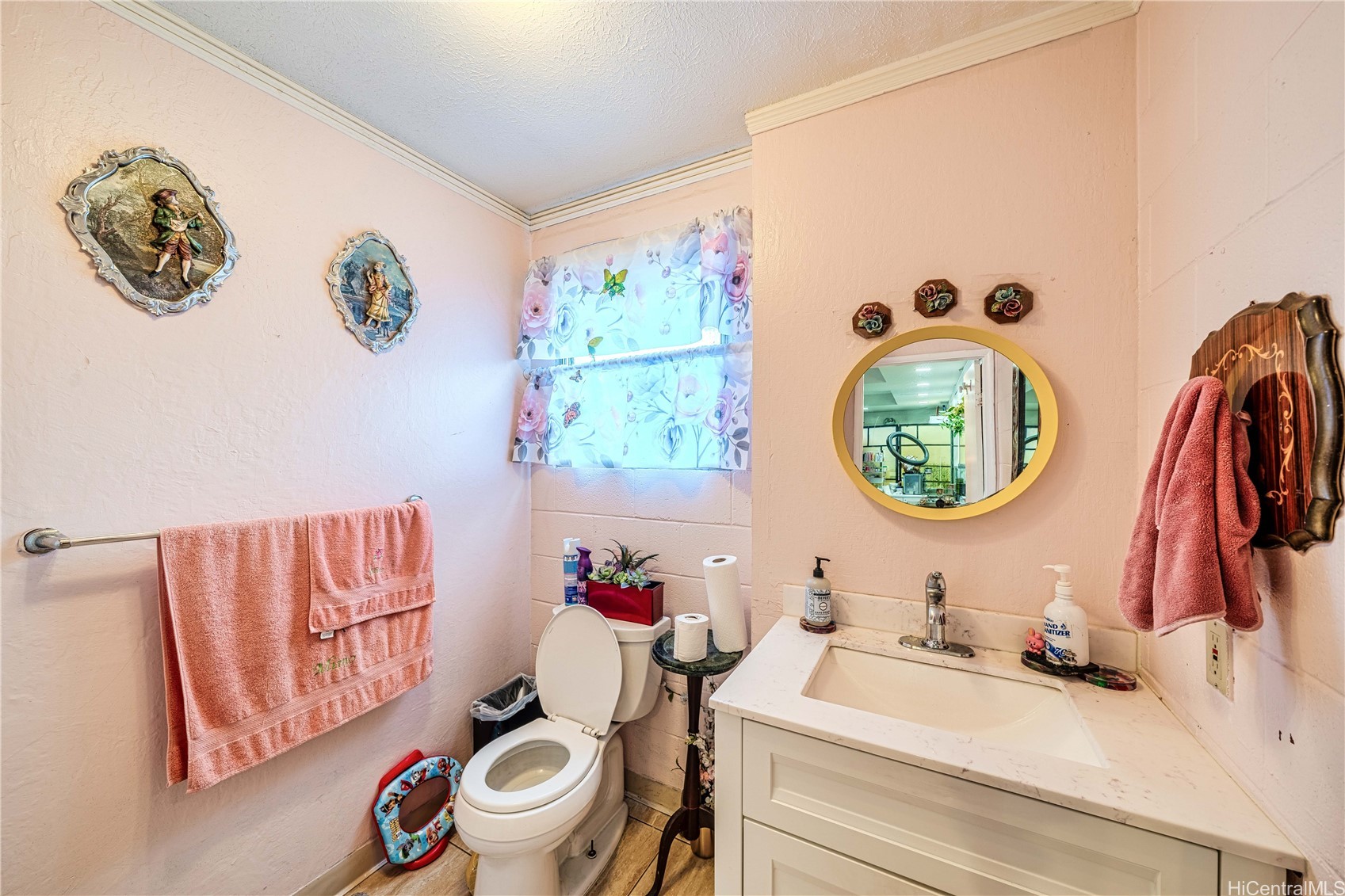2203 Young Street Property Photo 14