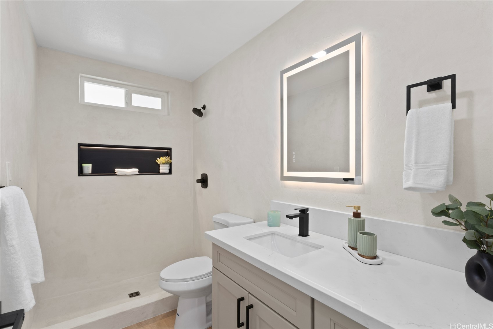 1540 Akake Place Property Photo 15