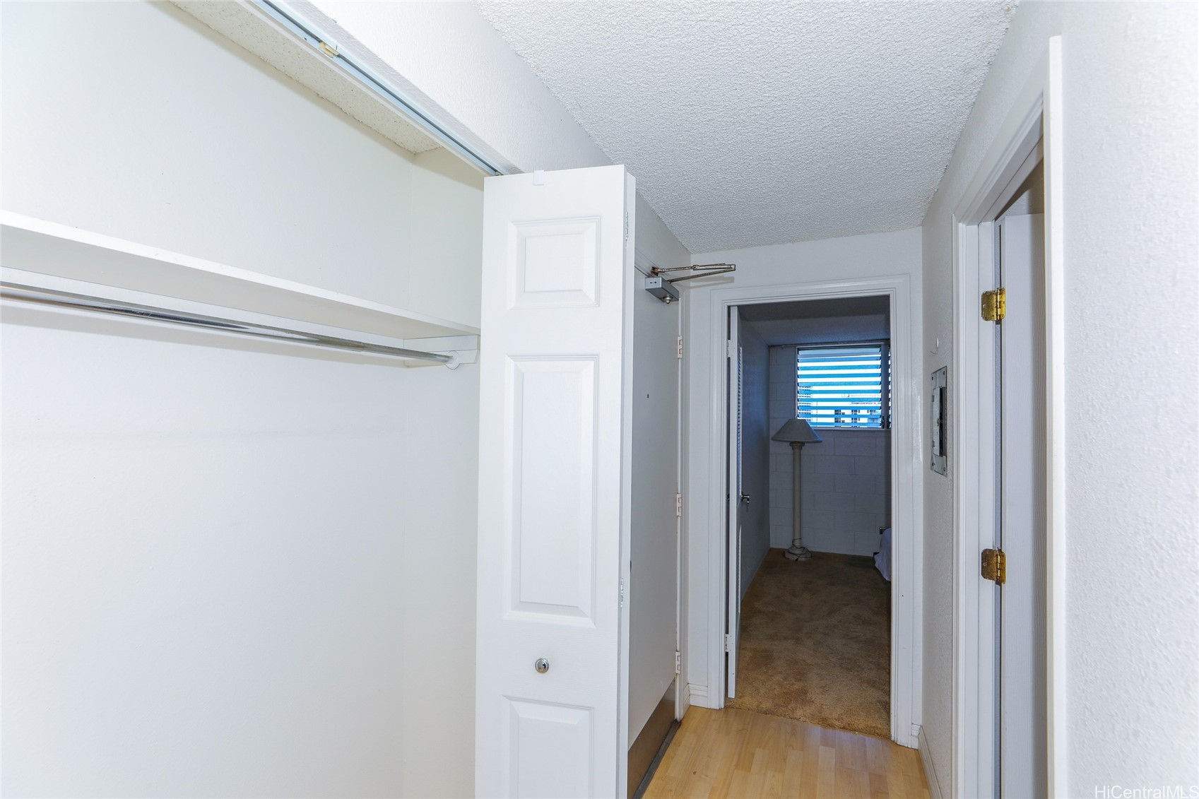 2211 Ala Wai Boulevard 1806 Property Photo 6