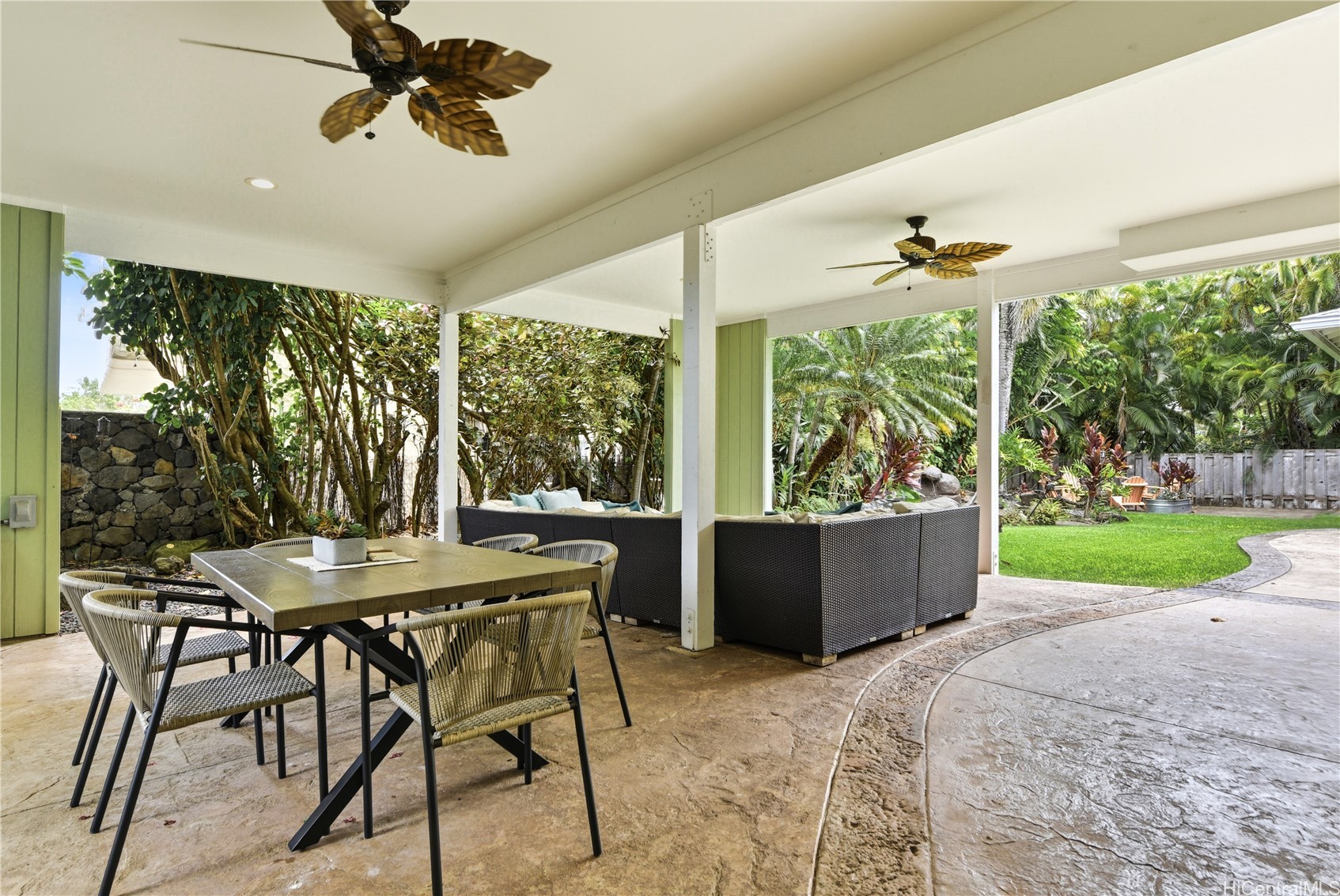 409 Wanaao Road Property Photo 22