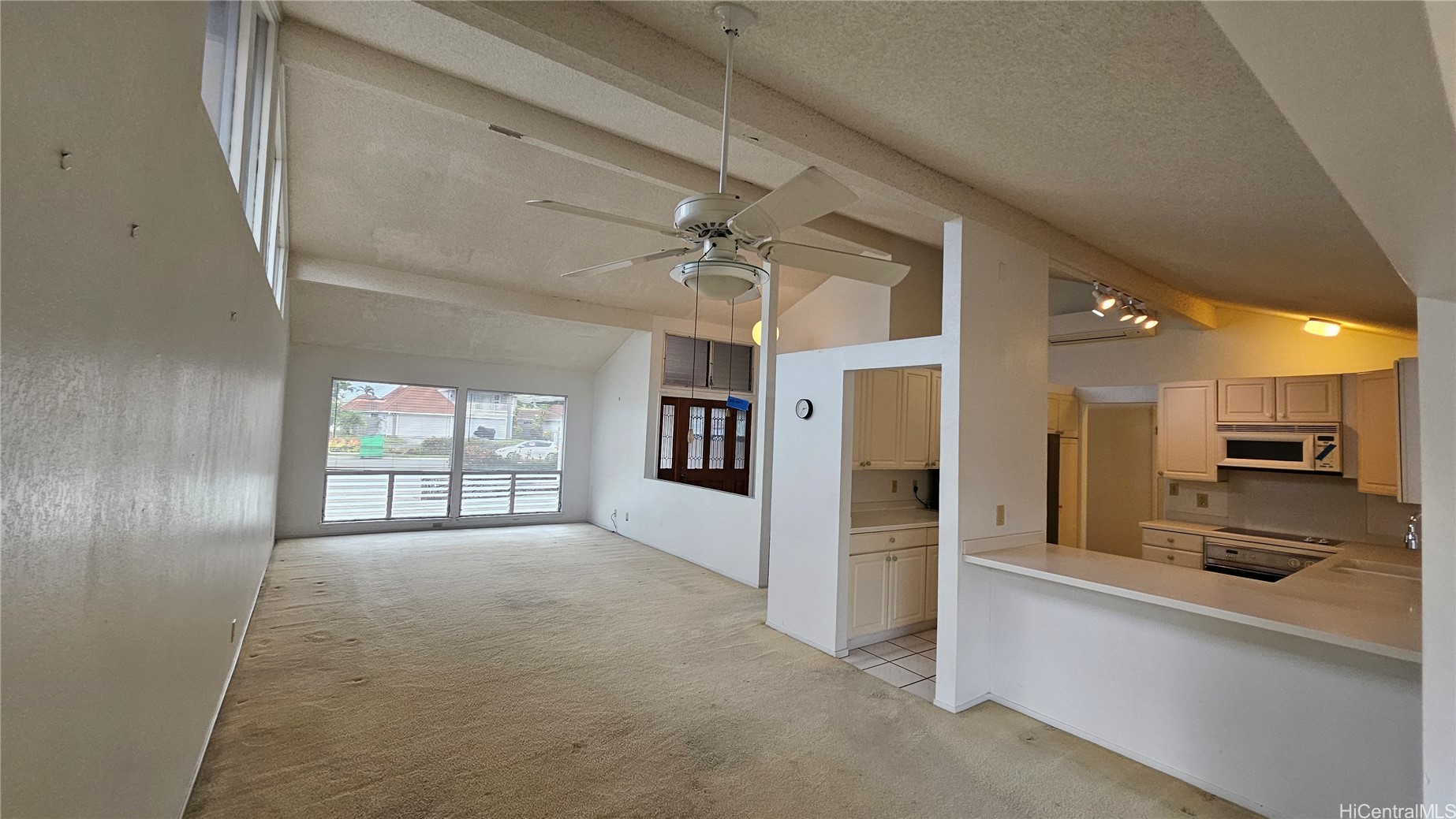 590 Keolu Drive Property Photo 1