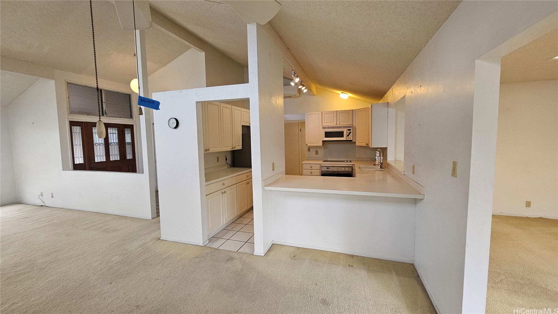 590 Keolu Drive Property Photo 3