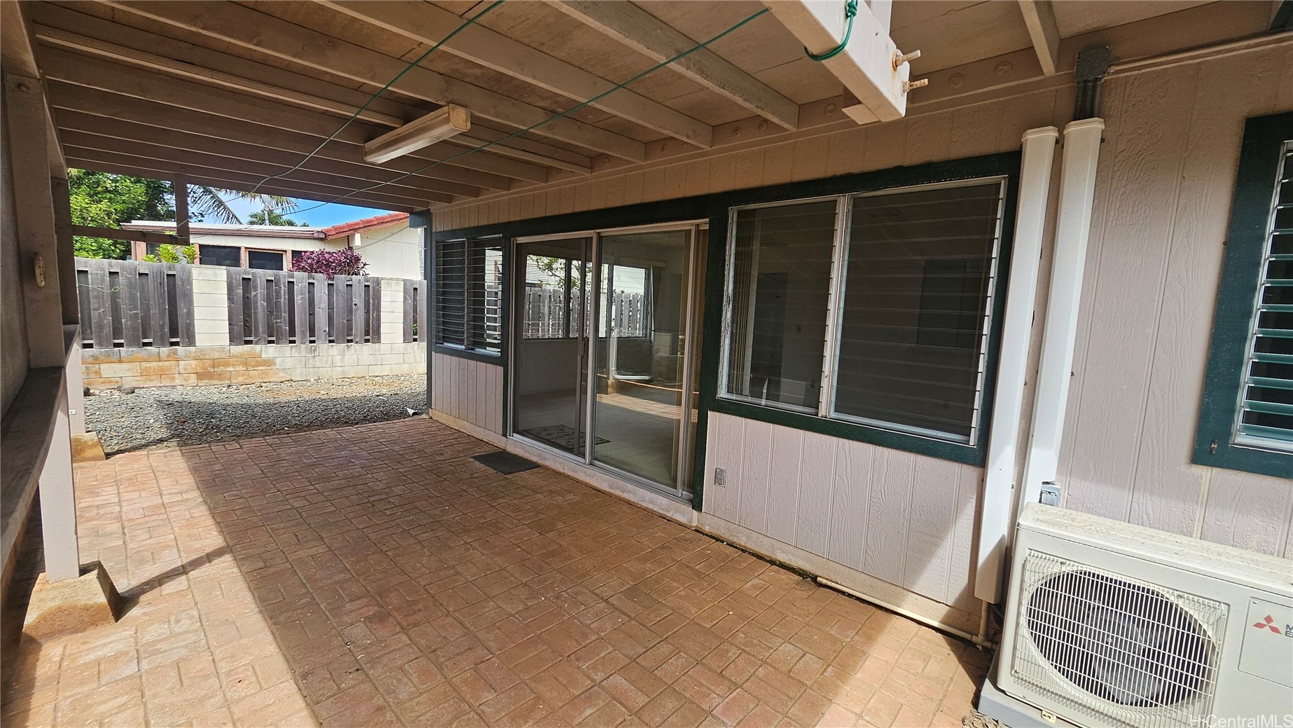 590 Keolu Drive Property Photo 5