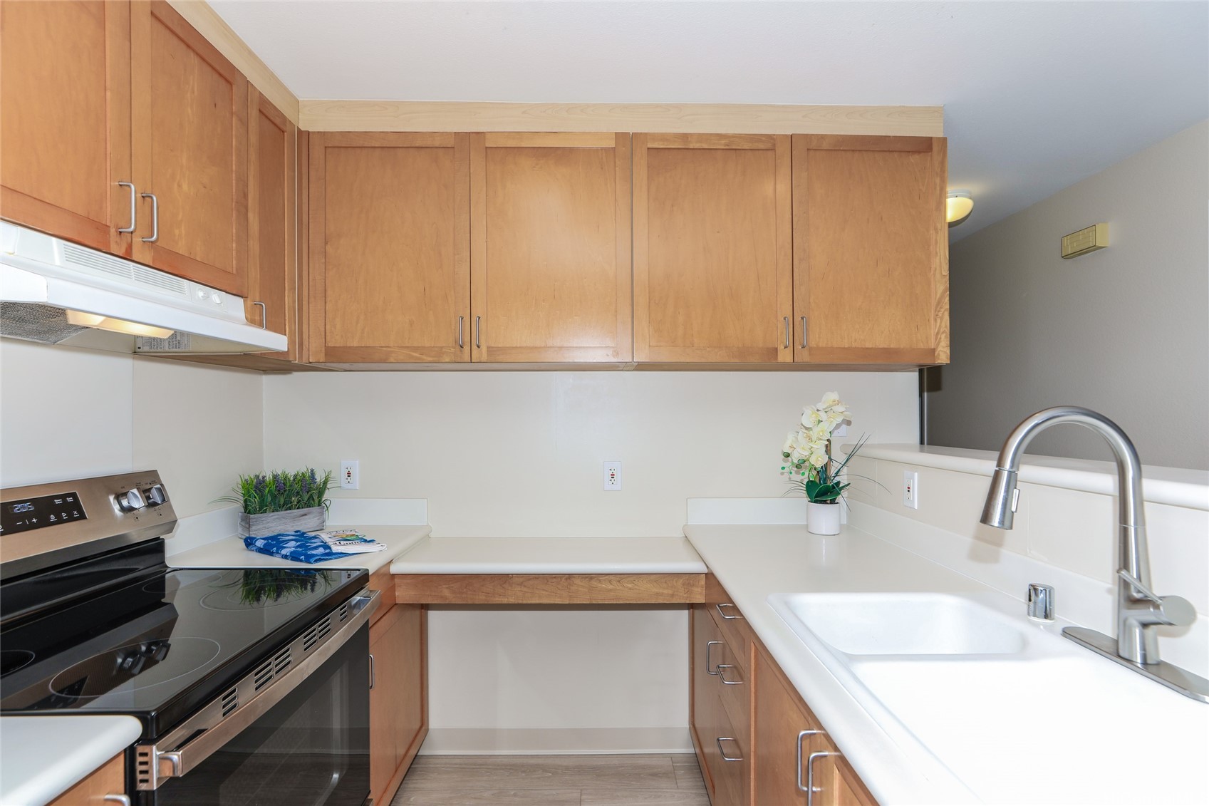 7150 Hawaii Kai Drive 195 Property Photo 6