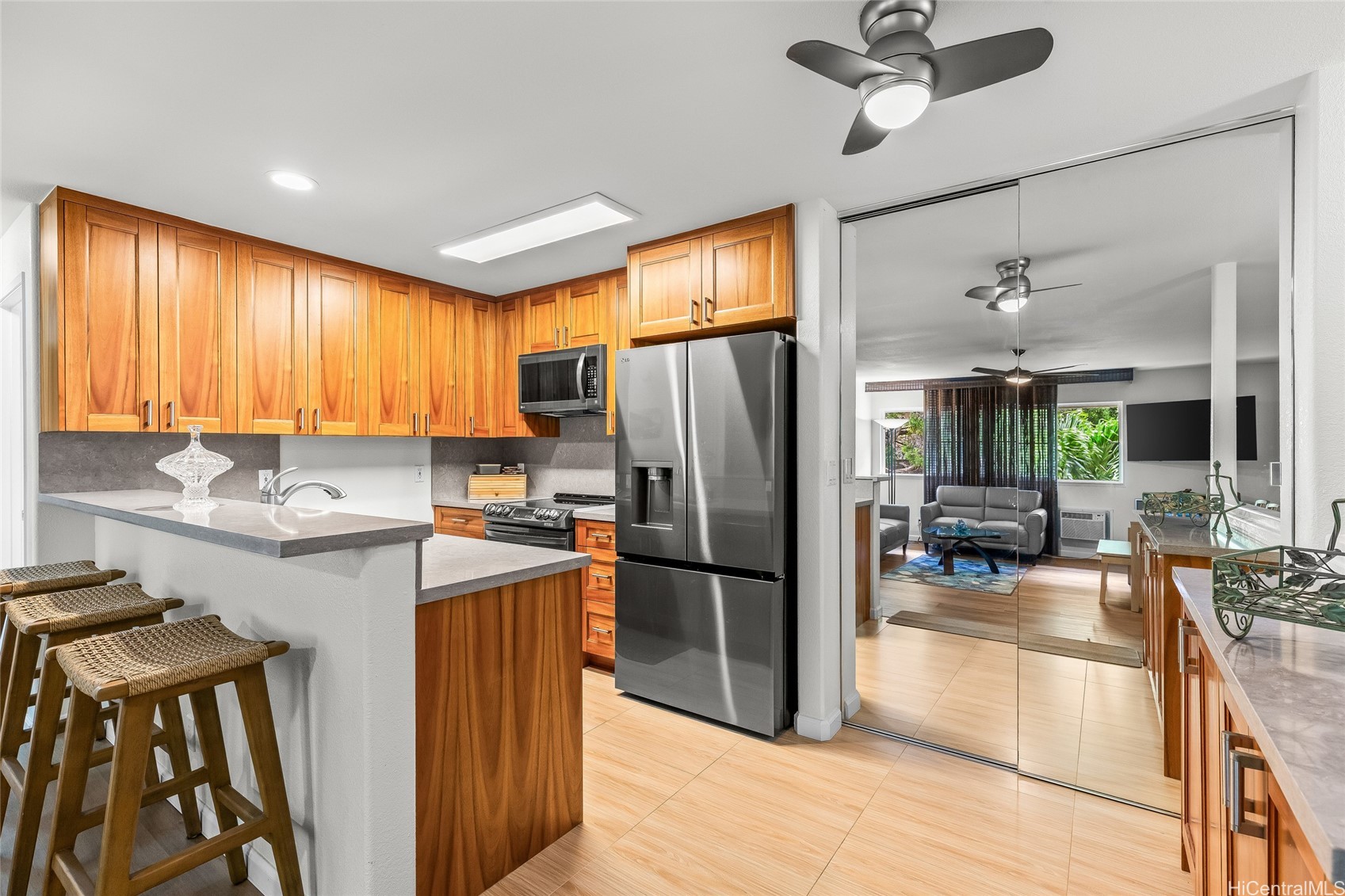 7122 Hawaii Kai Drive 90 Property Photo 6