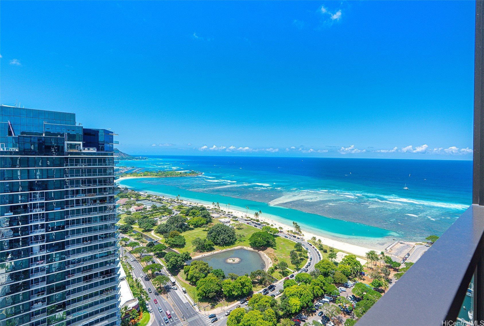 1100 Ala Moana Boulevard Ph3802 Property Photo 4
