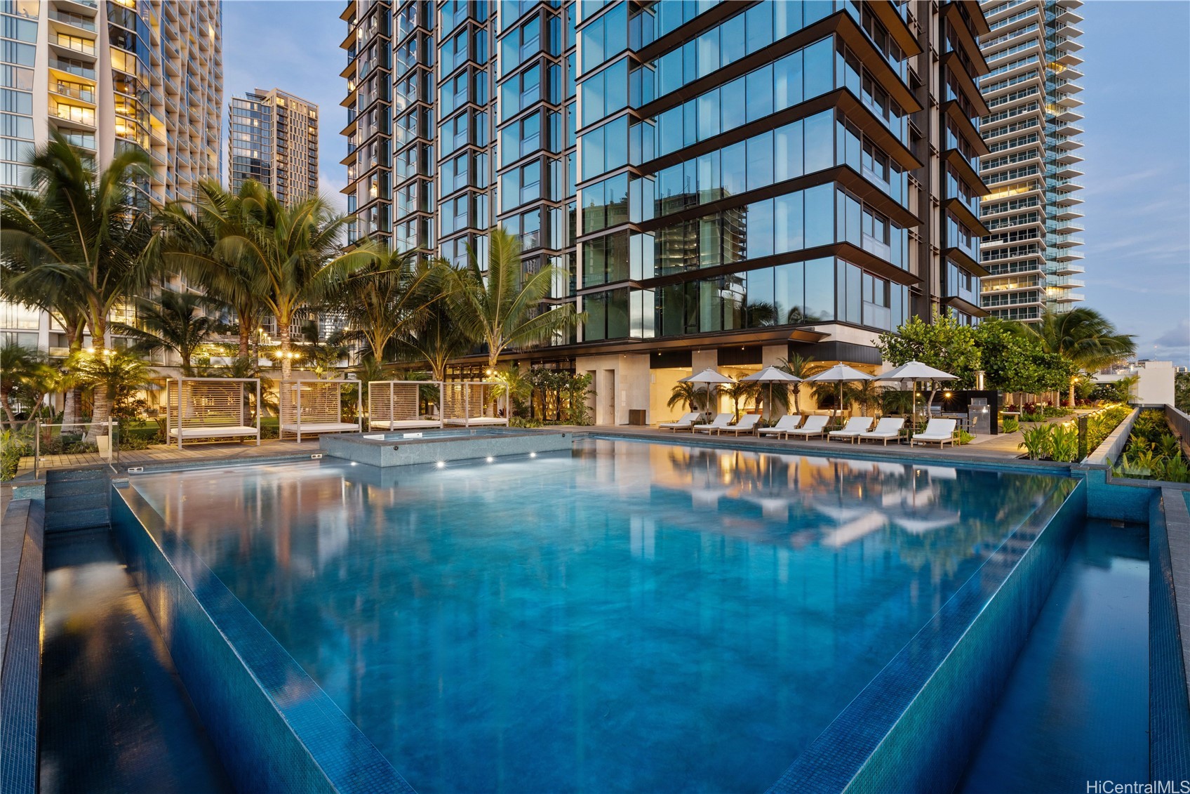 1100 Ala Moana Boulevard Ph3802 Property Photo 22