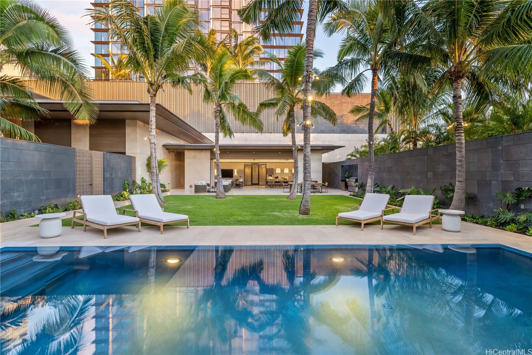 1100 Ala Moana Boulevard Ph3802 Property Photo 23