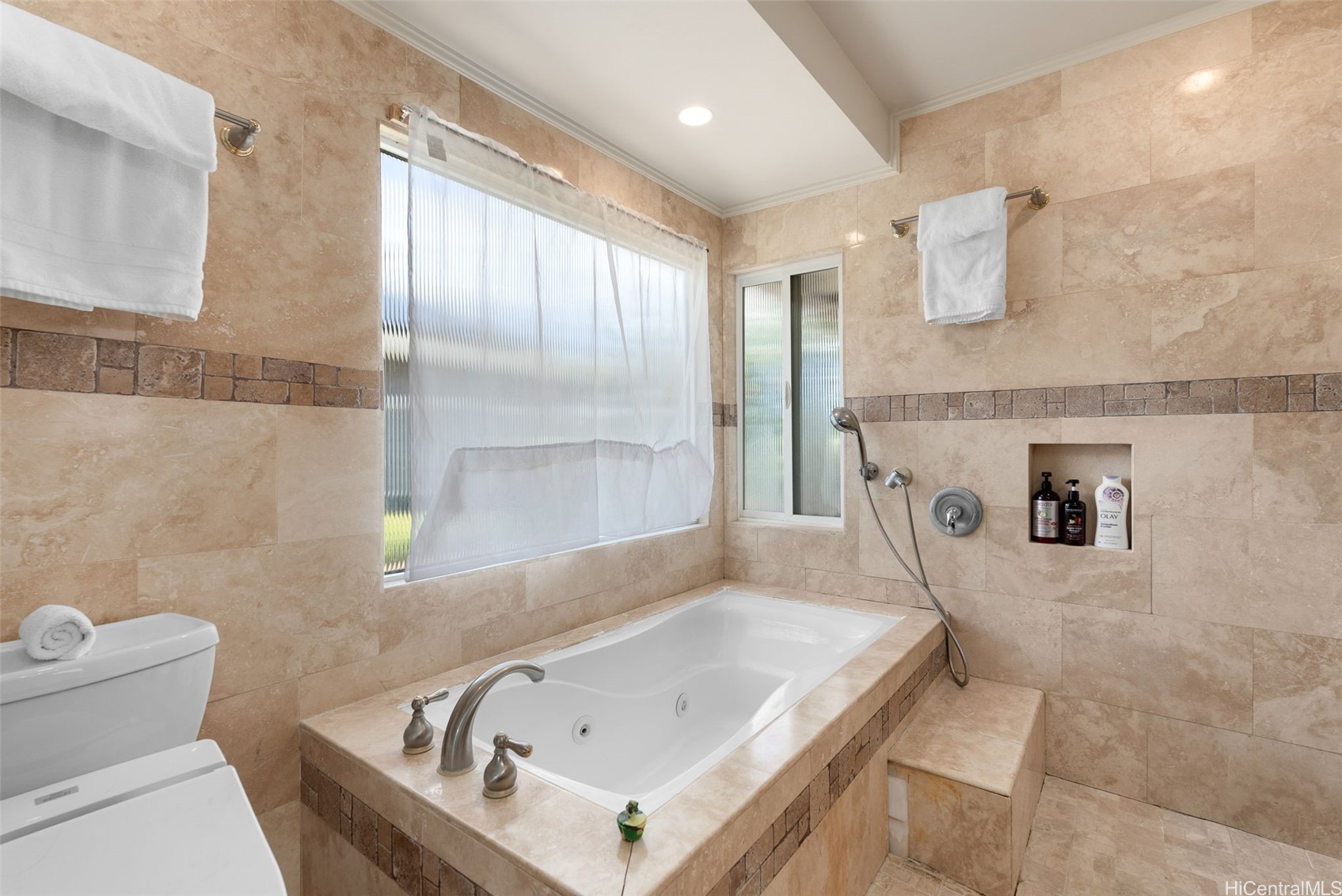 5060 Kalanianaole Highway Property Photo 13