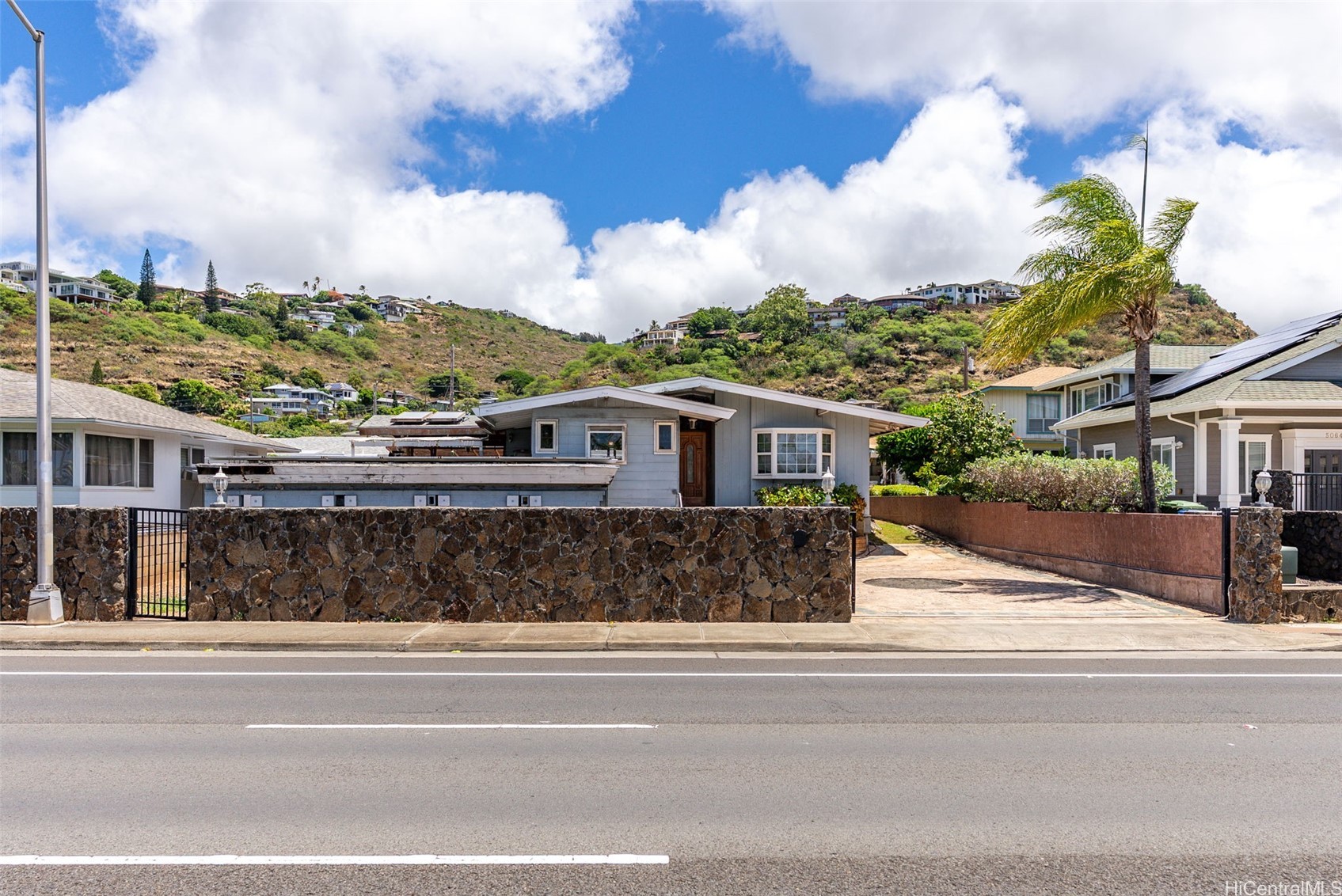 5060 Kalanianaole Highway Property Photo 17