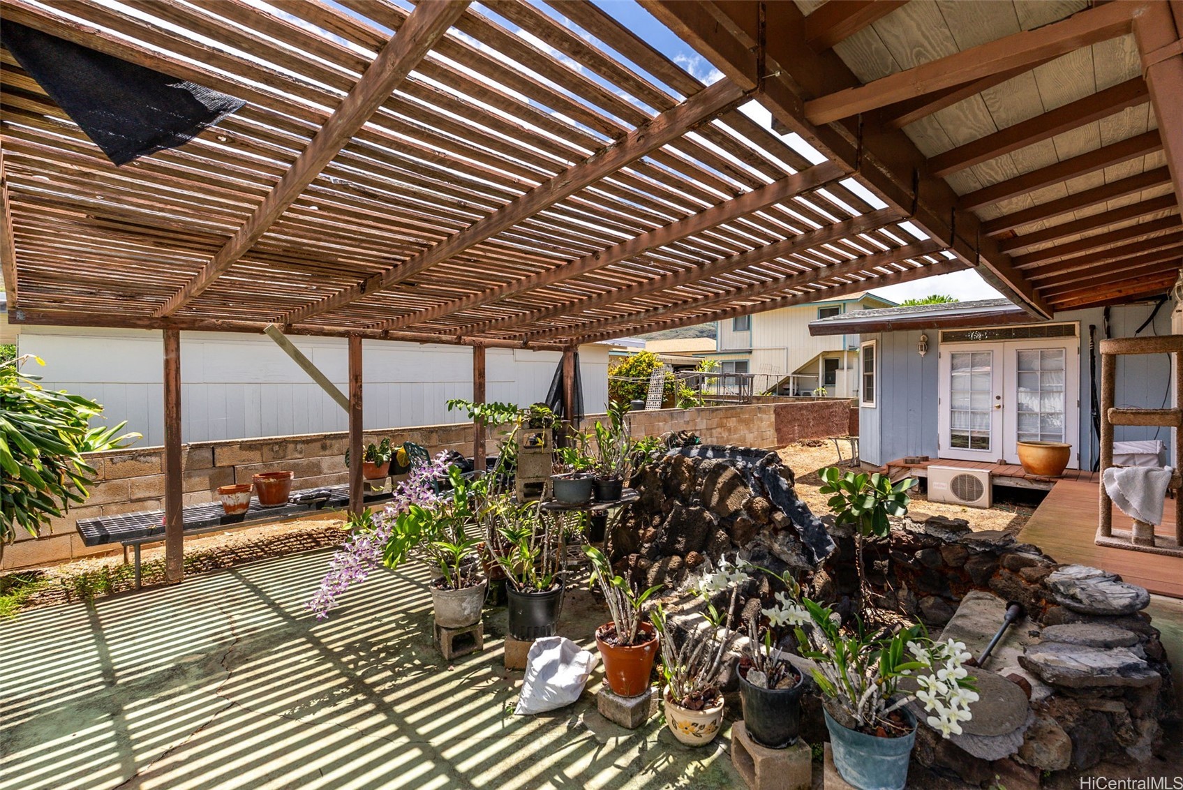 5060 Kalanianaole Highway Property Photo 20