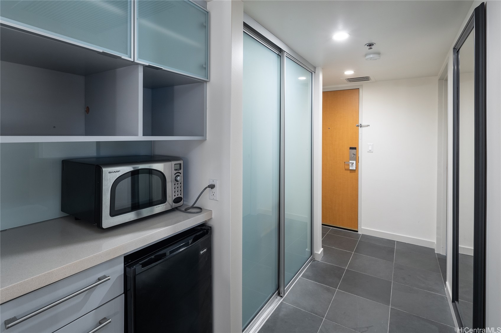 410 Atkinson Drive 607 Property Photo 12