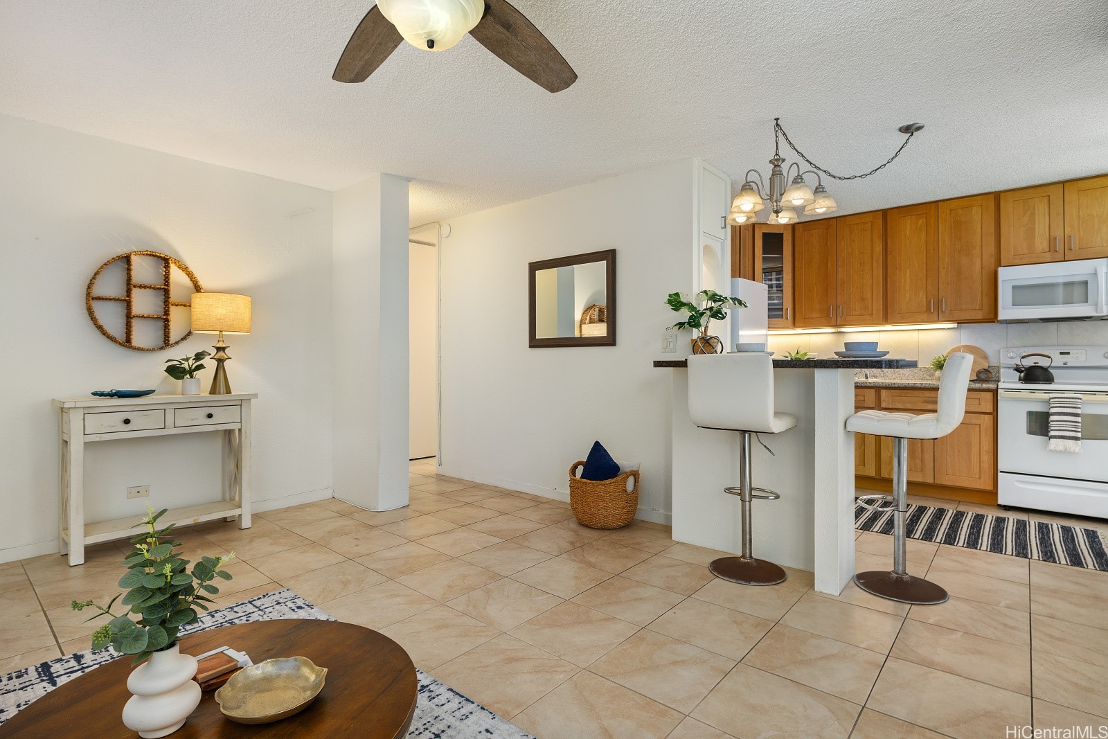 620 Mccully Street 703 Property Photo 7