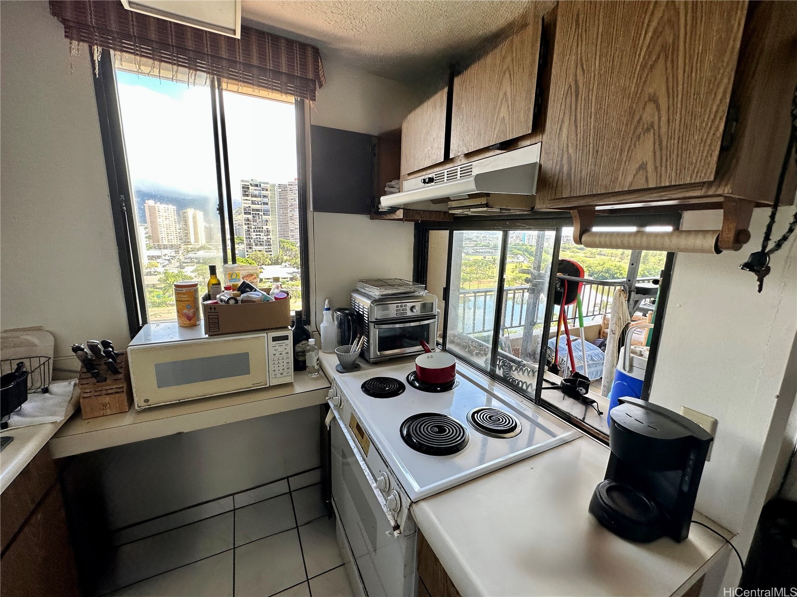 2121 Ala Wai Boulevard 1104 Property Photo 5