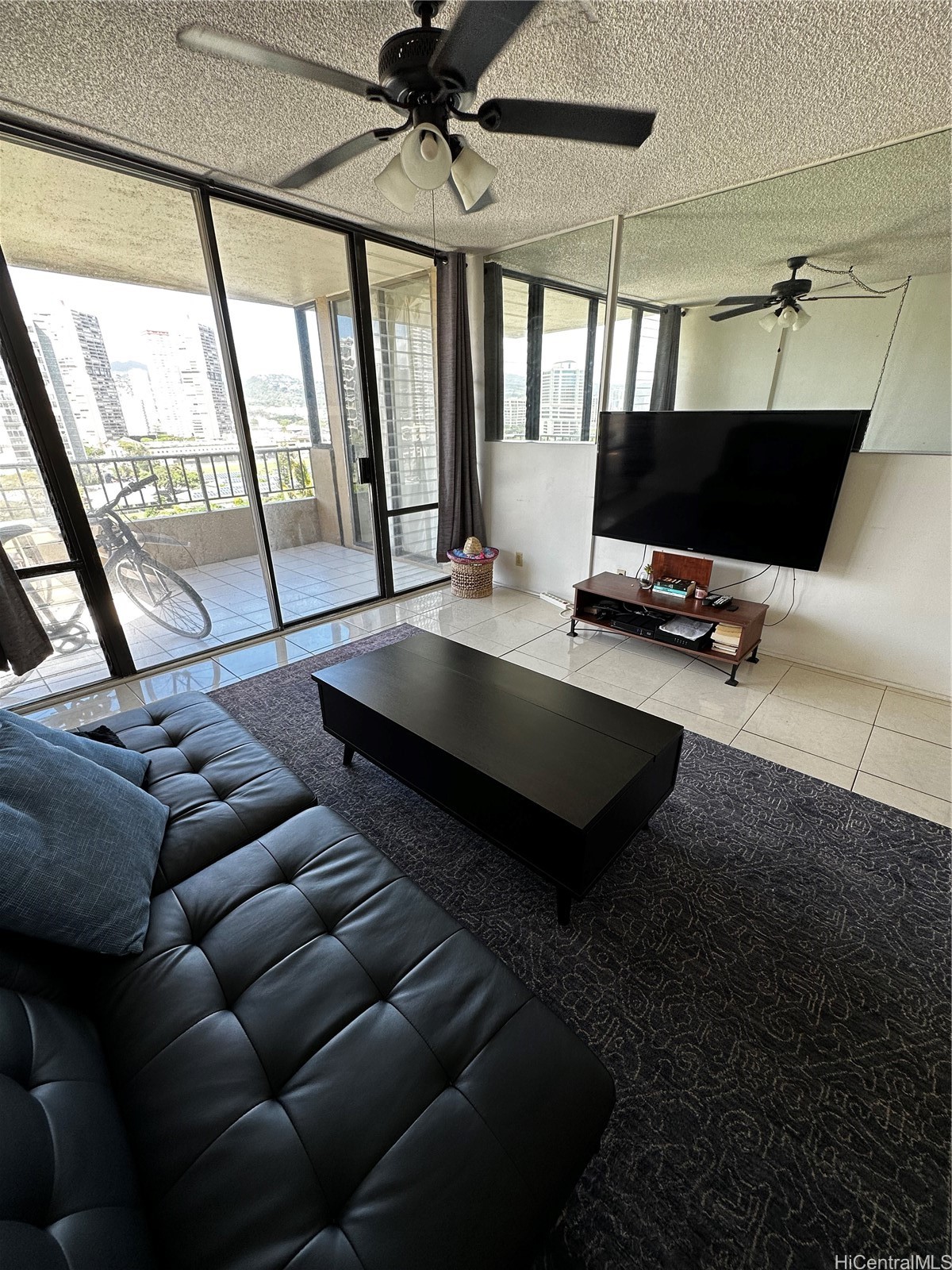 2121 Ala Wai Boulevard 1101 Property Photo 5