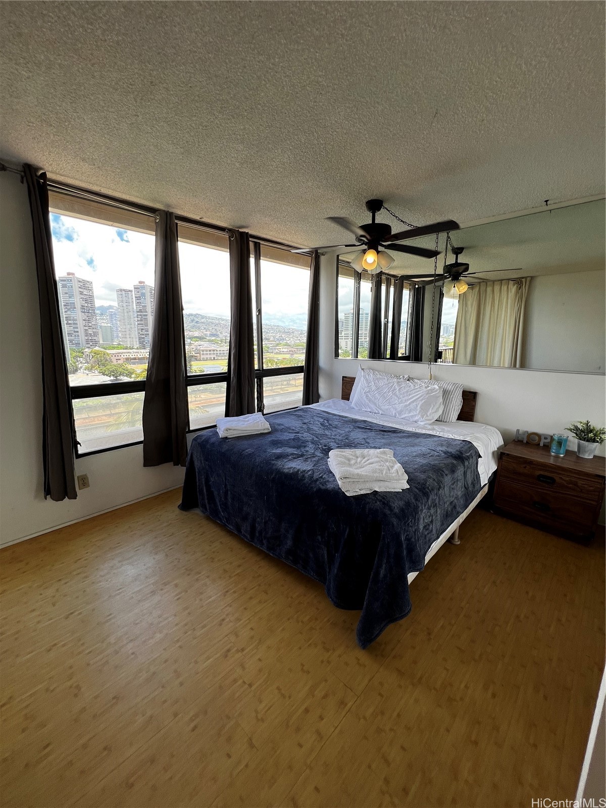 2121 Ala Wai Boulevard 1101 Property Photo 8