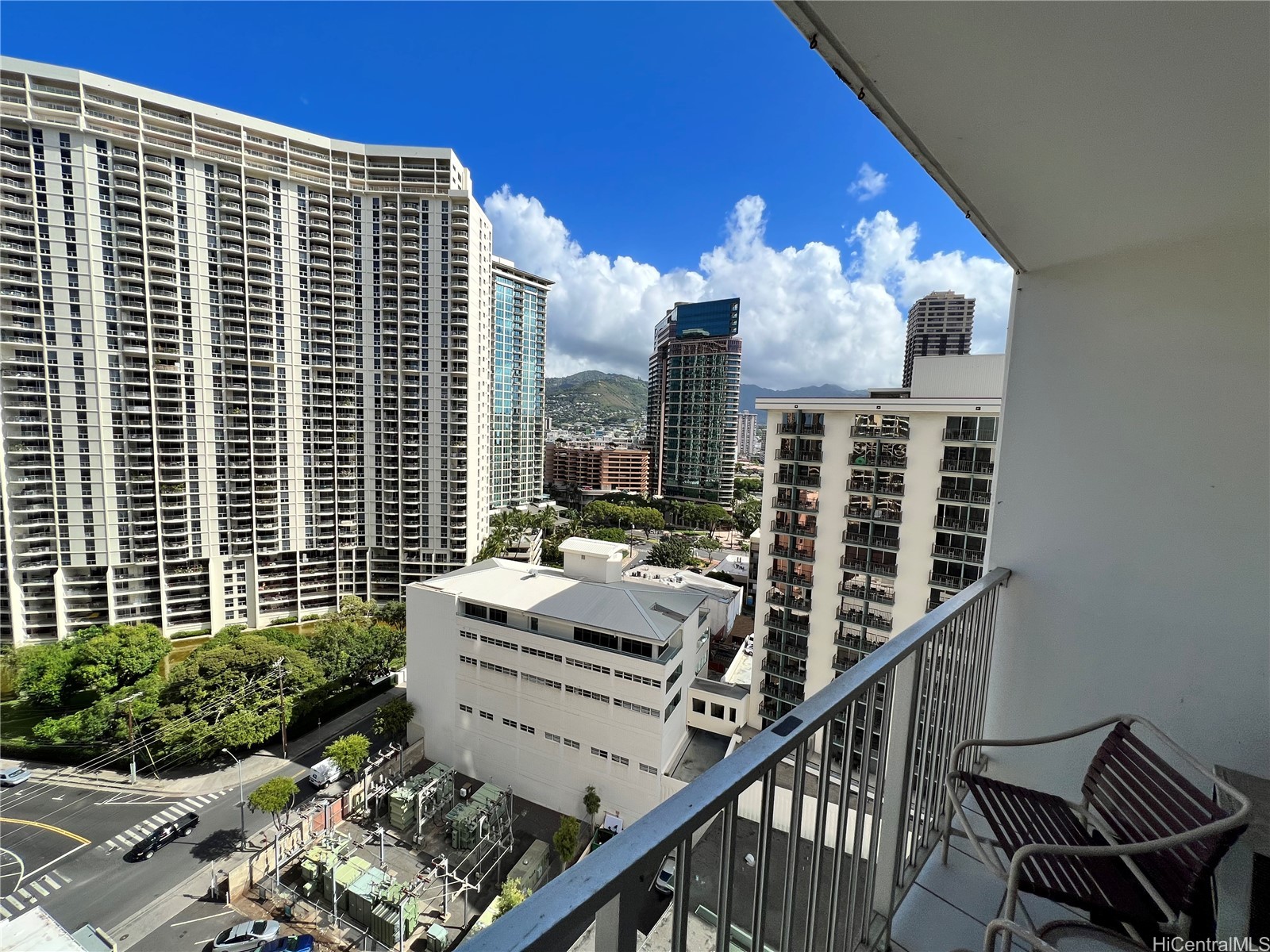 1920 Ala Moana Boulevard 1606 Property Photo 14