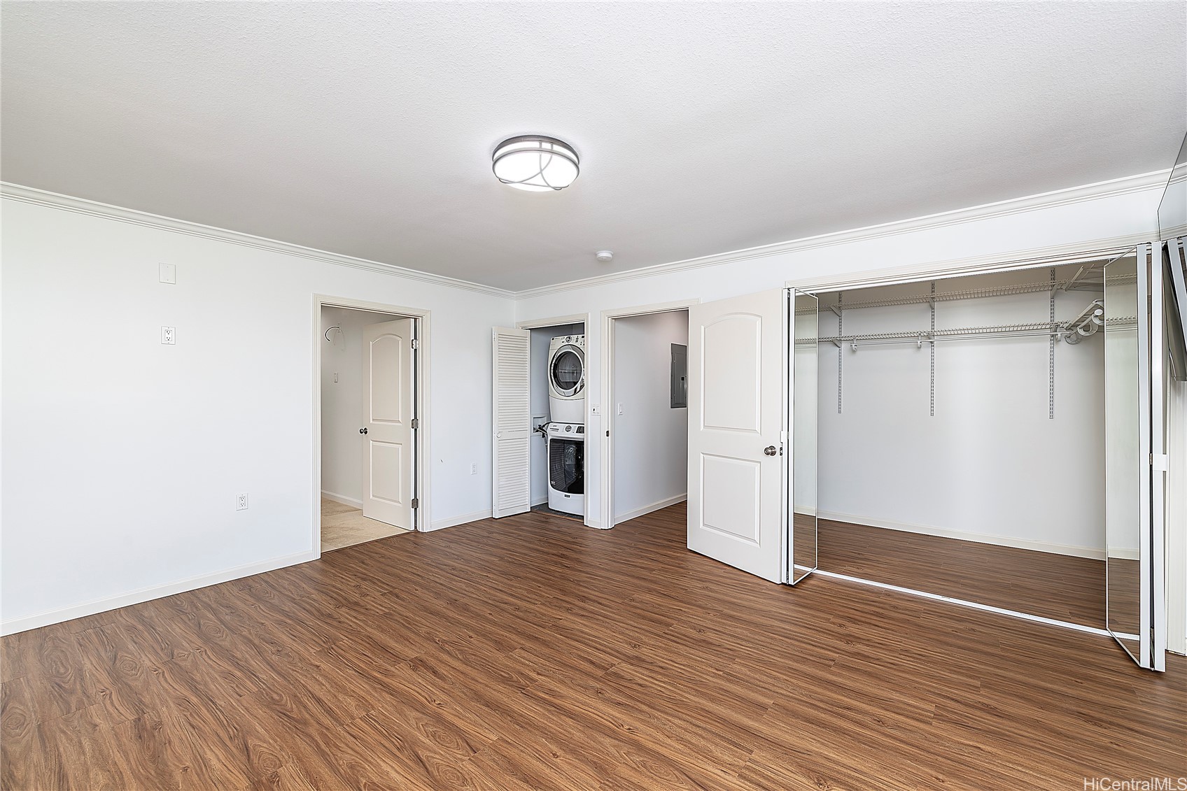 1118 Hala Drive Property Photo 6