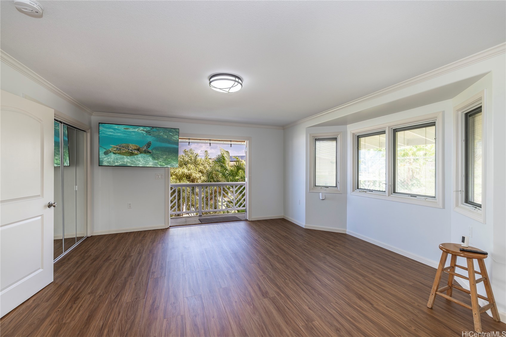 1118 Hala Drive Property Photo 7