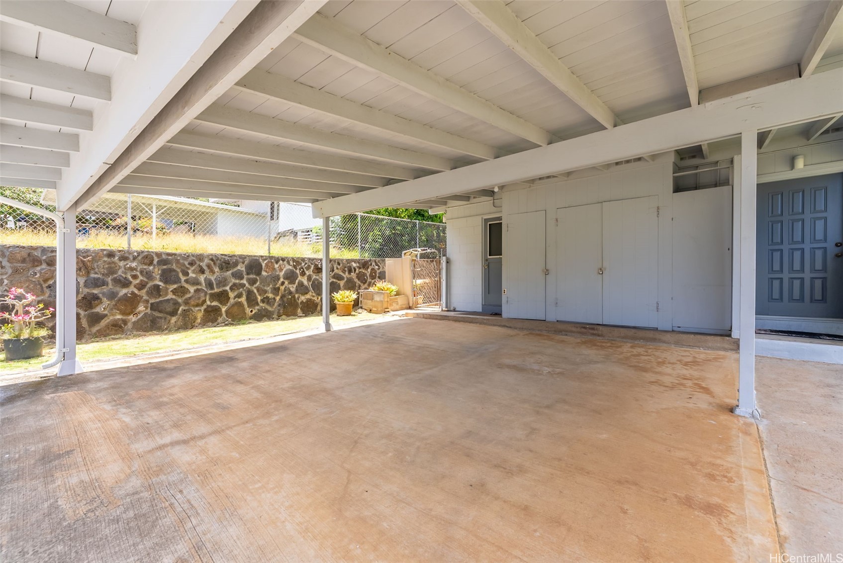 6014 Aimoku Street Property Photo 3