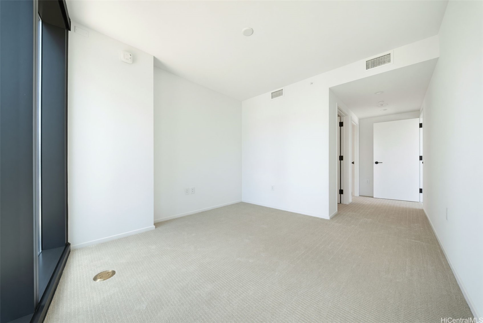 333 Ward Avenue 634 Property Photo 8