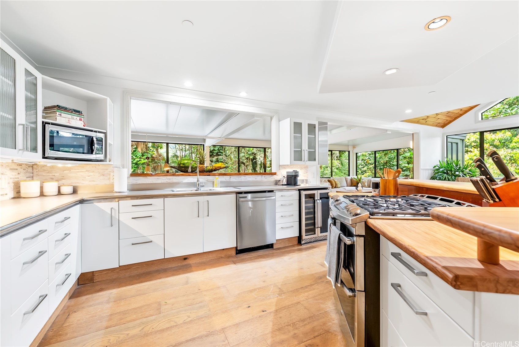 3702 Old Pali Road Property Photo 8