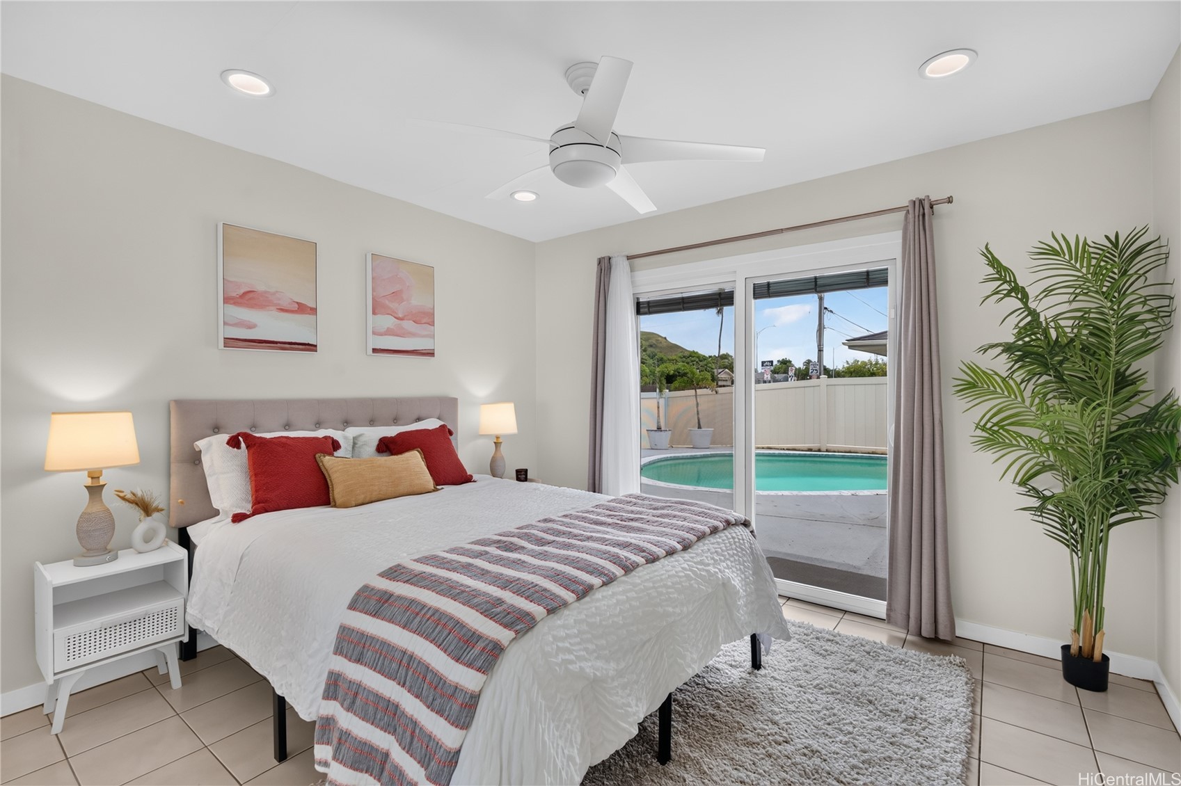 633 Keolu Drive Property Photo 20