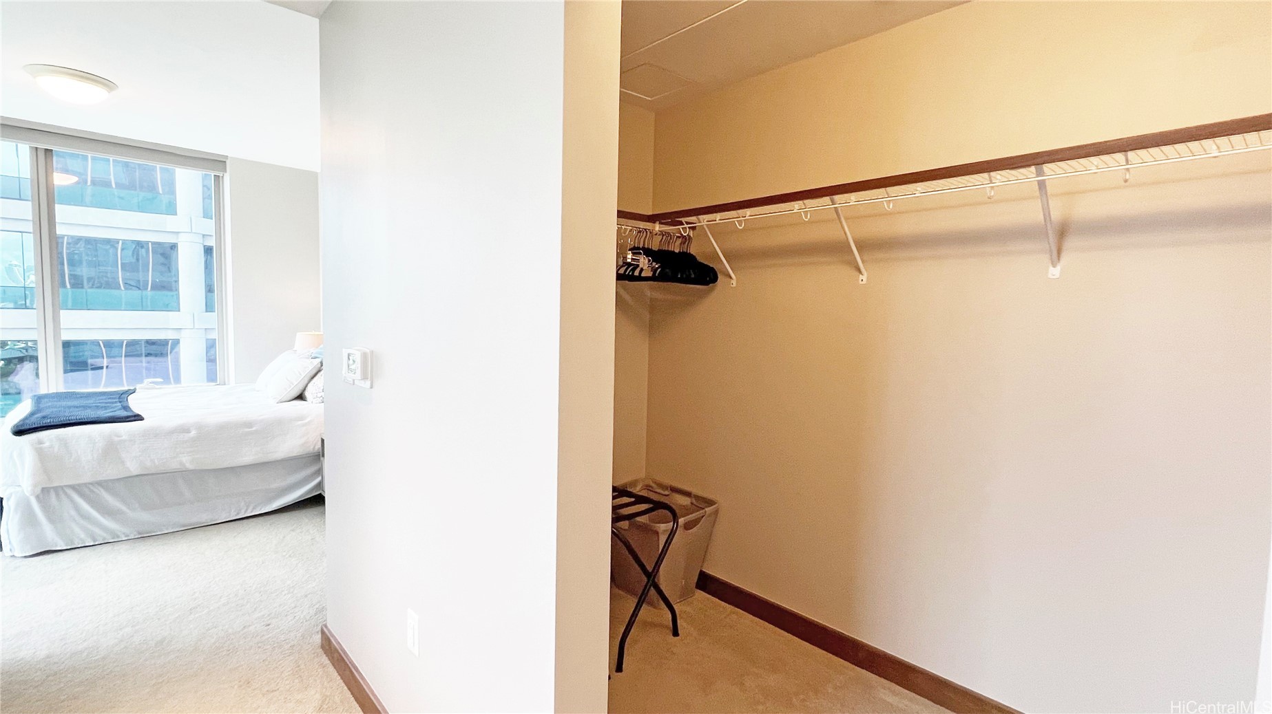 1555 Kapiolani Boulevard 910 Property Photo 7