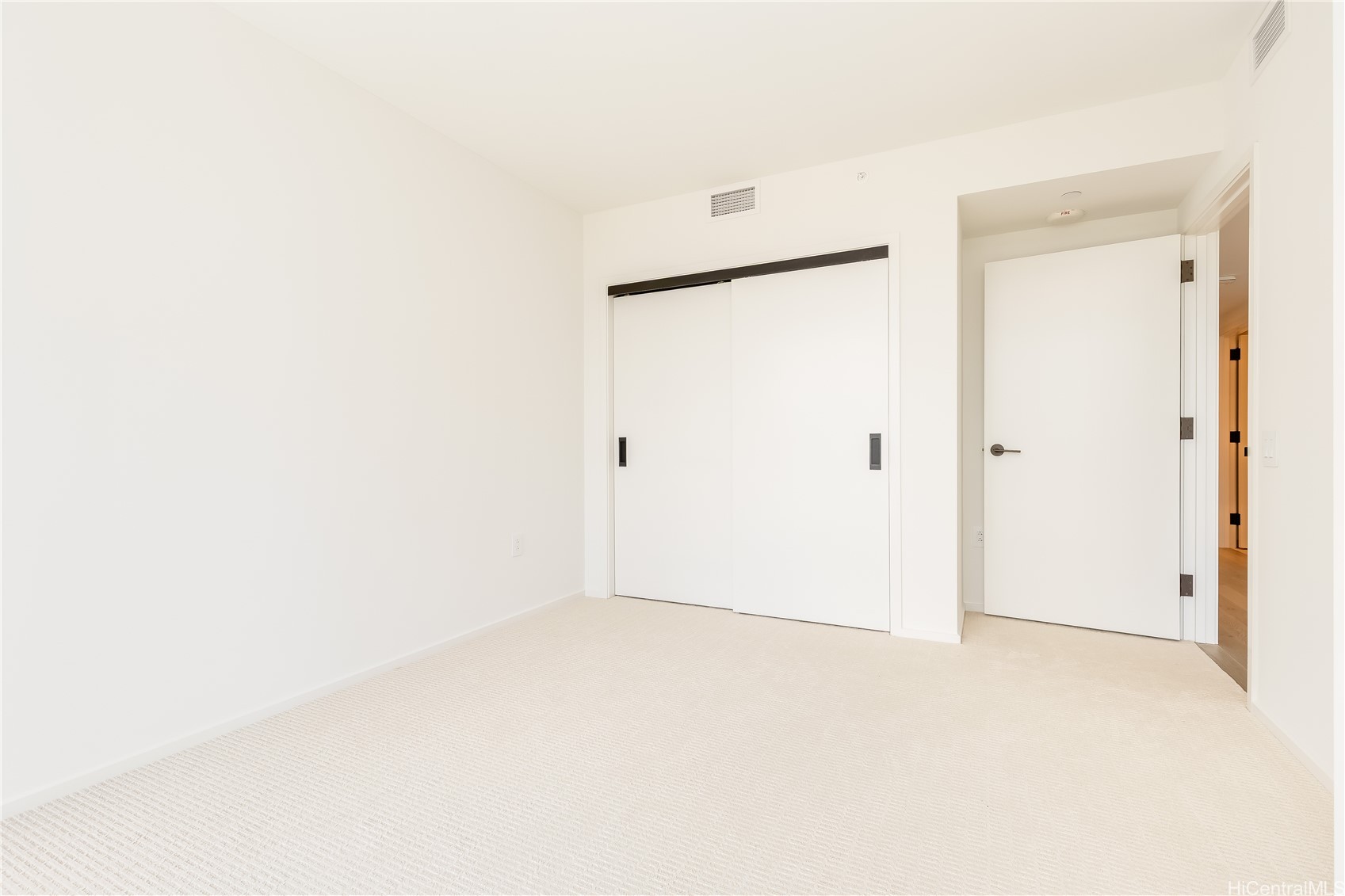 333 Ward Avenue 1409 Property Photo 7
