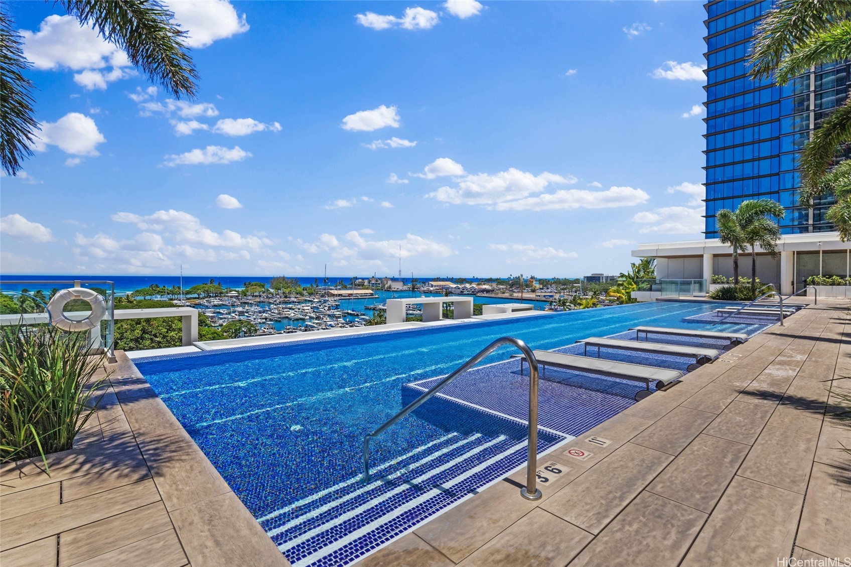 1118 Ala Moana Boulevard 2502 Property Photo 5